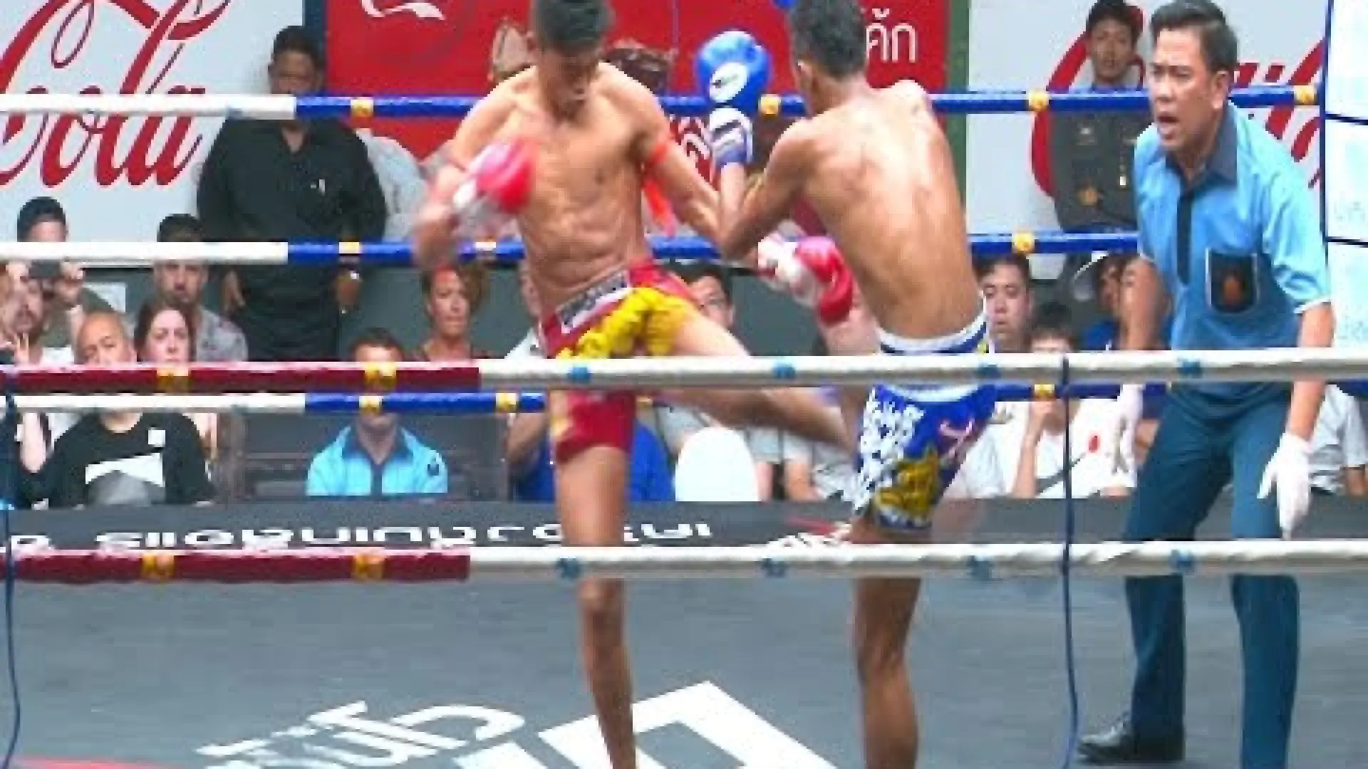 Sangmanee Sor Tienpo vs Changsuek Kiatsongrit (Fight Video)
