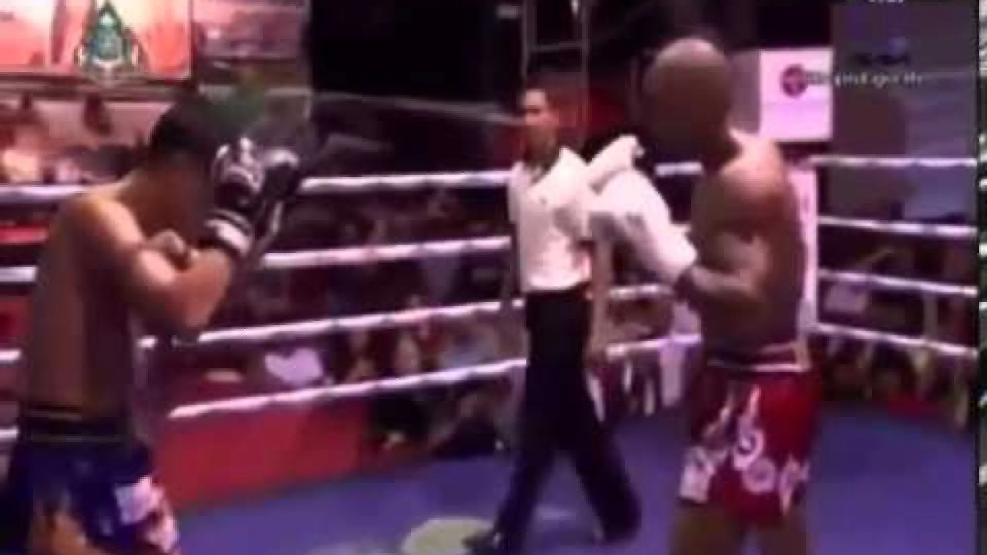 Simon Marcus vs Suriya Prasarthinphimai (Fight Video)