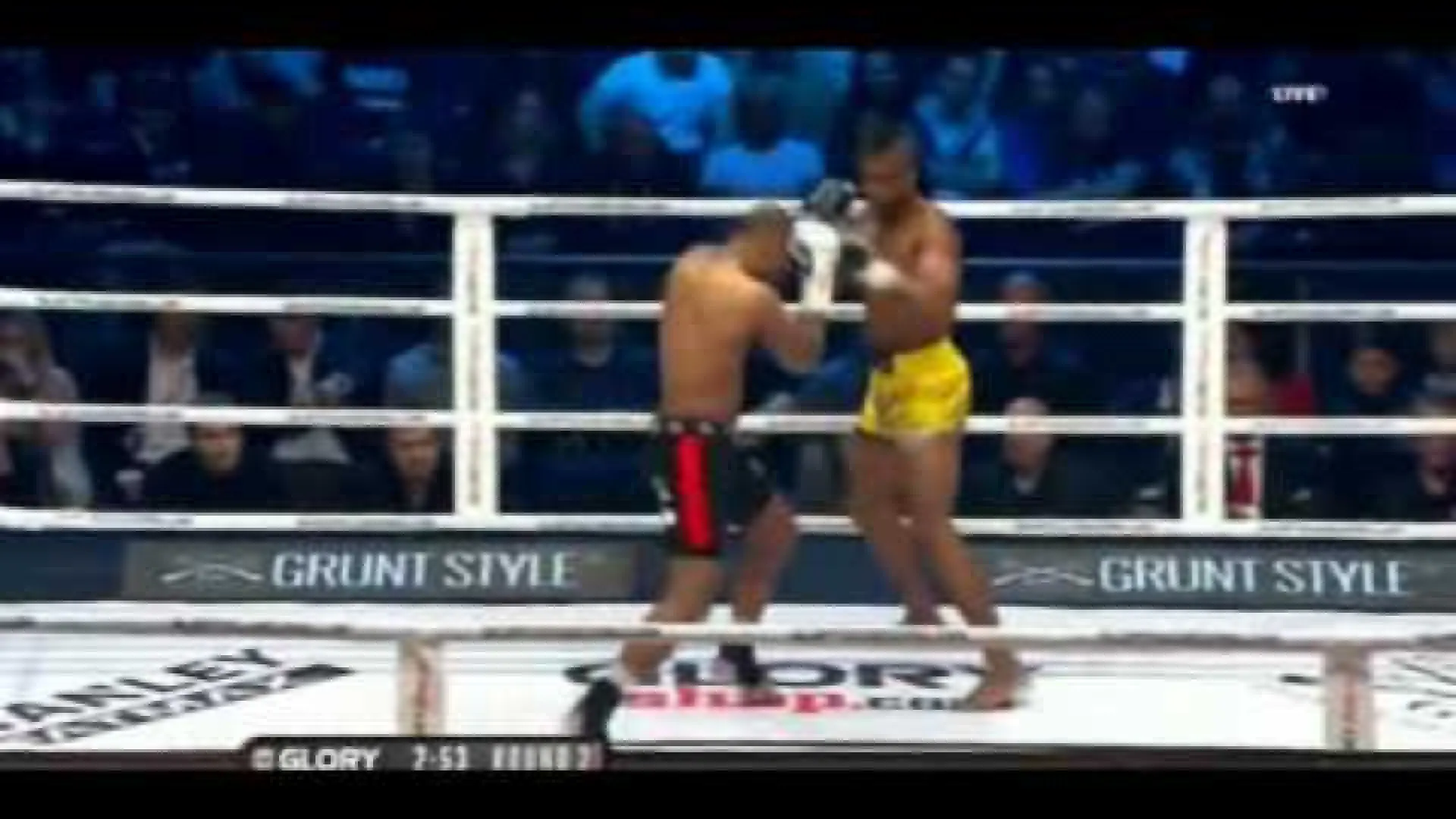 Simon Marcus vs Jason Wilnis (Fight Video)