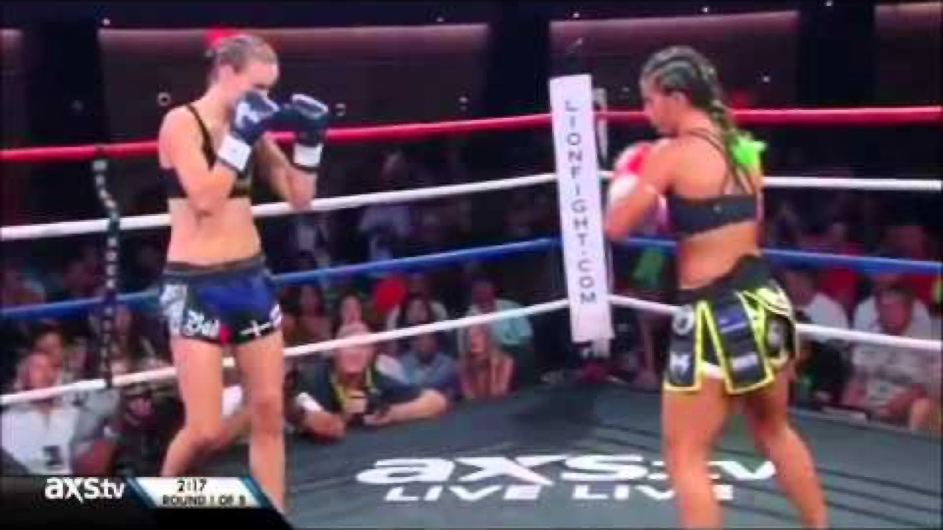 Tiffany Van Soest vs Lucy Payne (Fight Video)