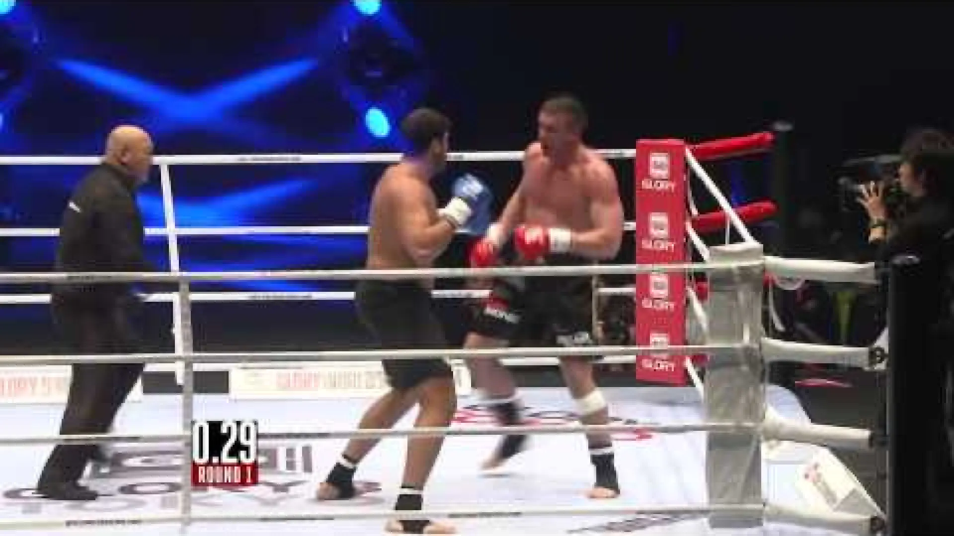 Jamal Ben Saddik vs Peter Aerts (Fight Video)