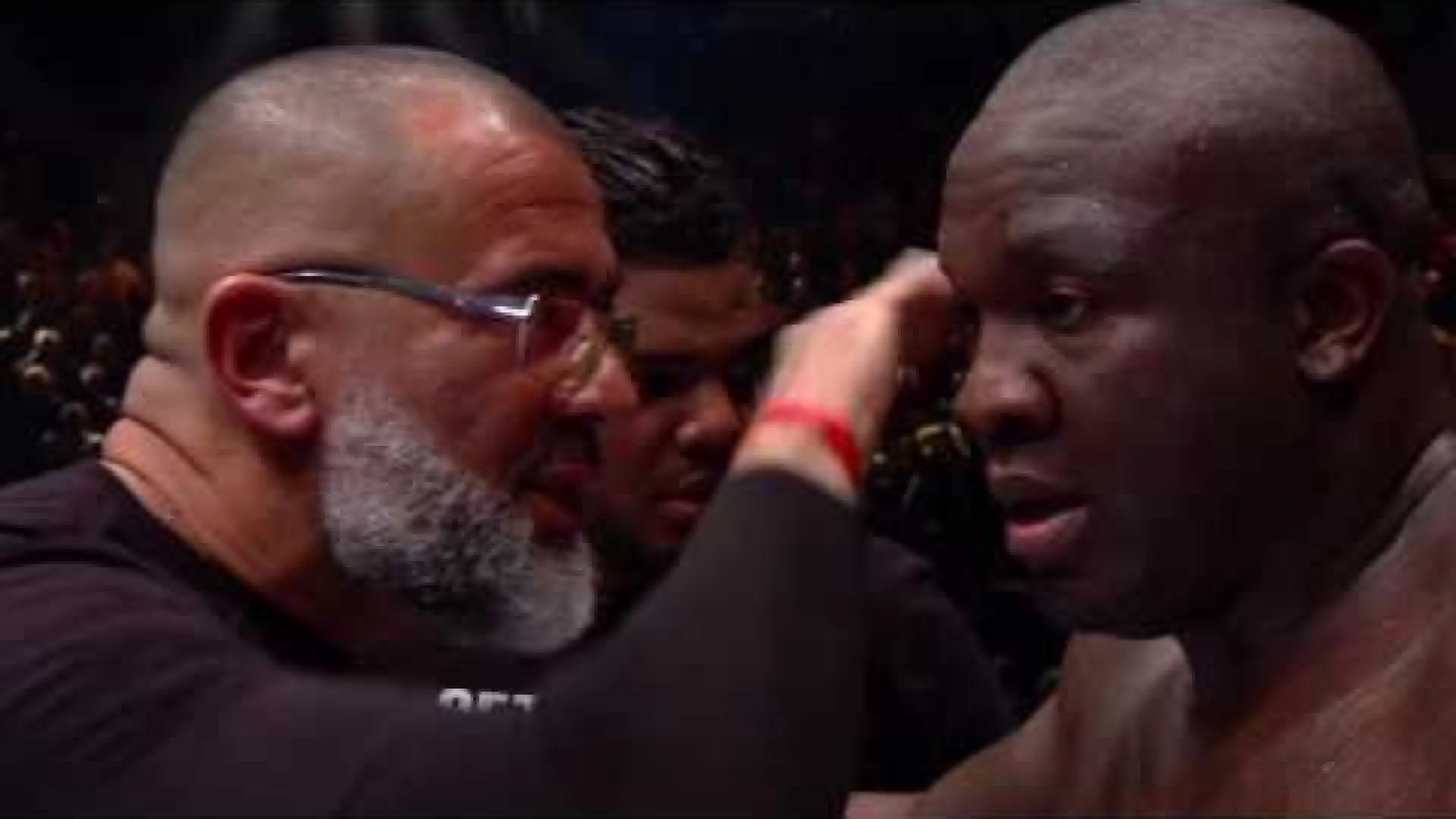 Jamal Ben Saddik vs Ismael Londt (Fight Video)