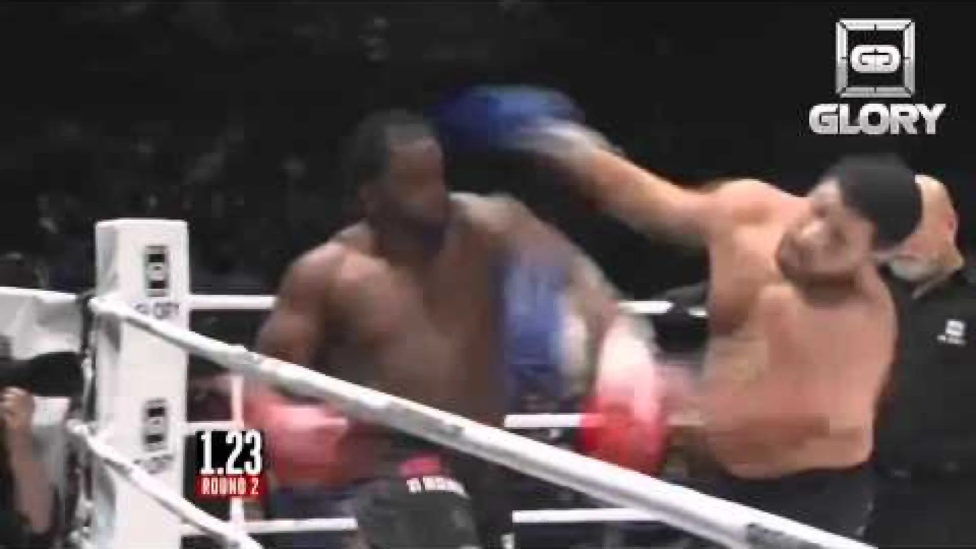 Jamal Ben Saddik vs Errol Zimmerman (Fight Video)