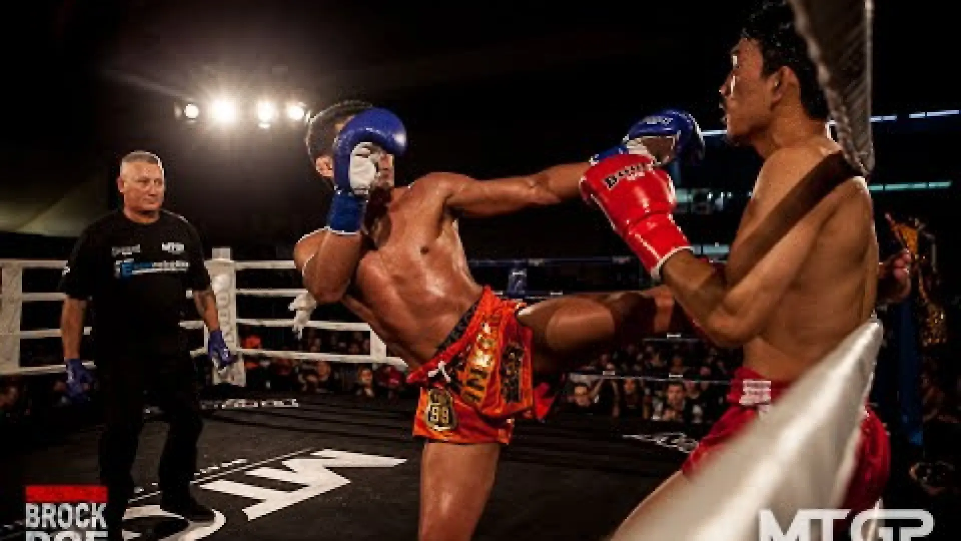 Superbank Sakchaichote vs Khumsab Suwitgym (Fight Video)