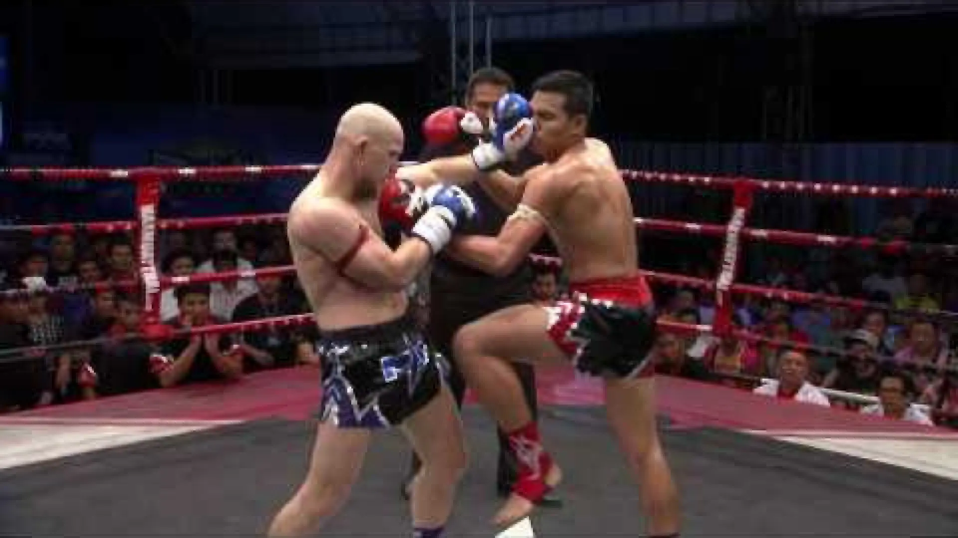 Tobias Alexandersson vs Komsan Kaewsamrit (Fight Video)