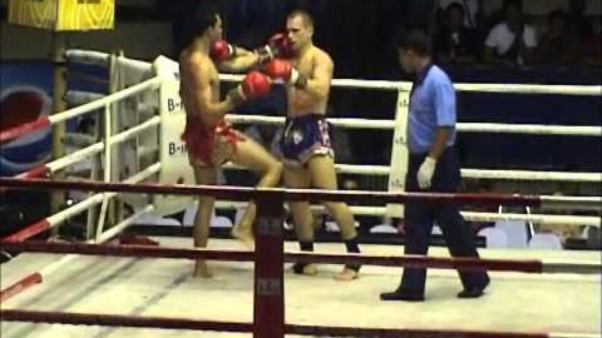 Tobias Alexandersson vs Moshi Kor Romsritong (Fight Video)