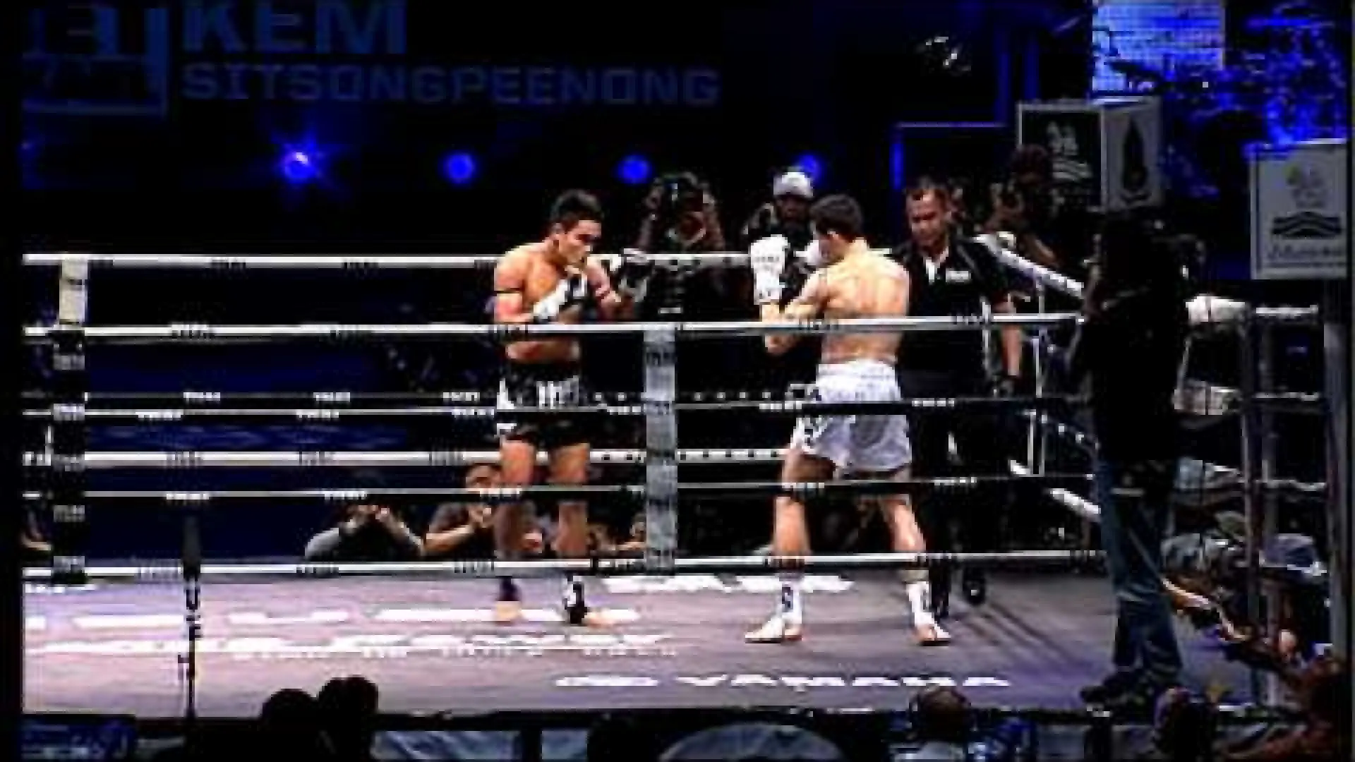 Kem Sitsongpeenong vs Mickaël Cornubet (Fight Video)