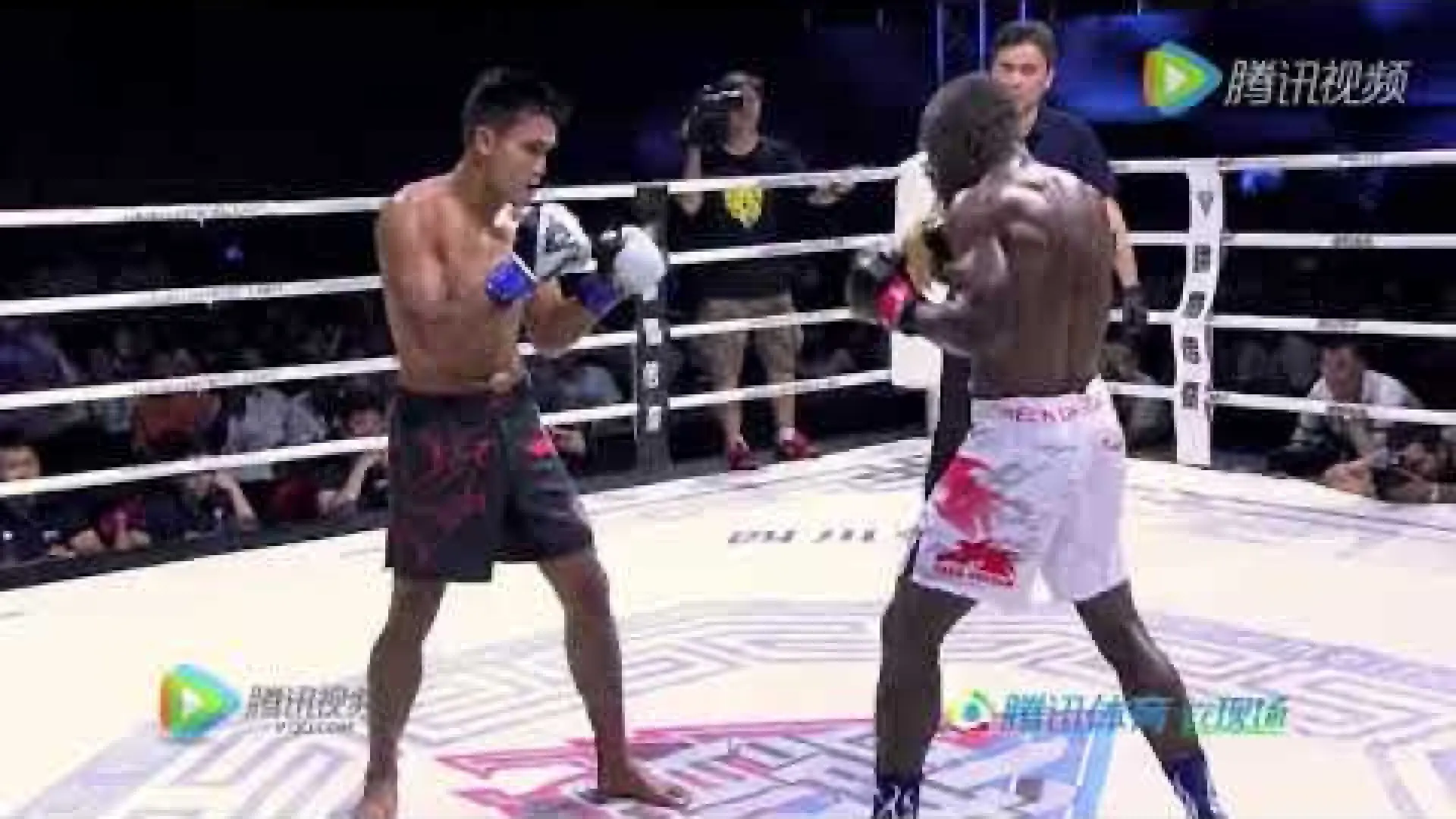 Kem Sitsongpeenong vs Umar Semata (Fight Video)