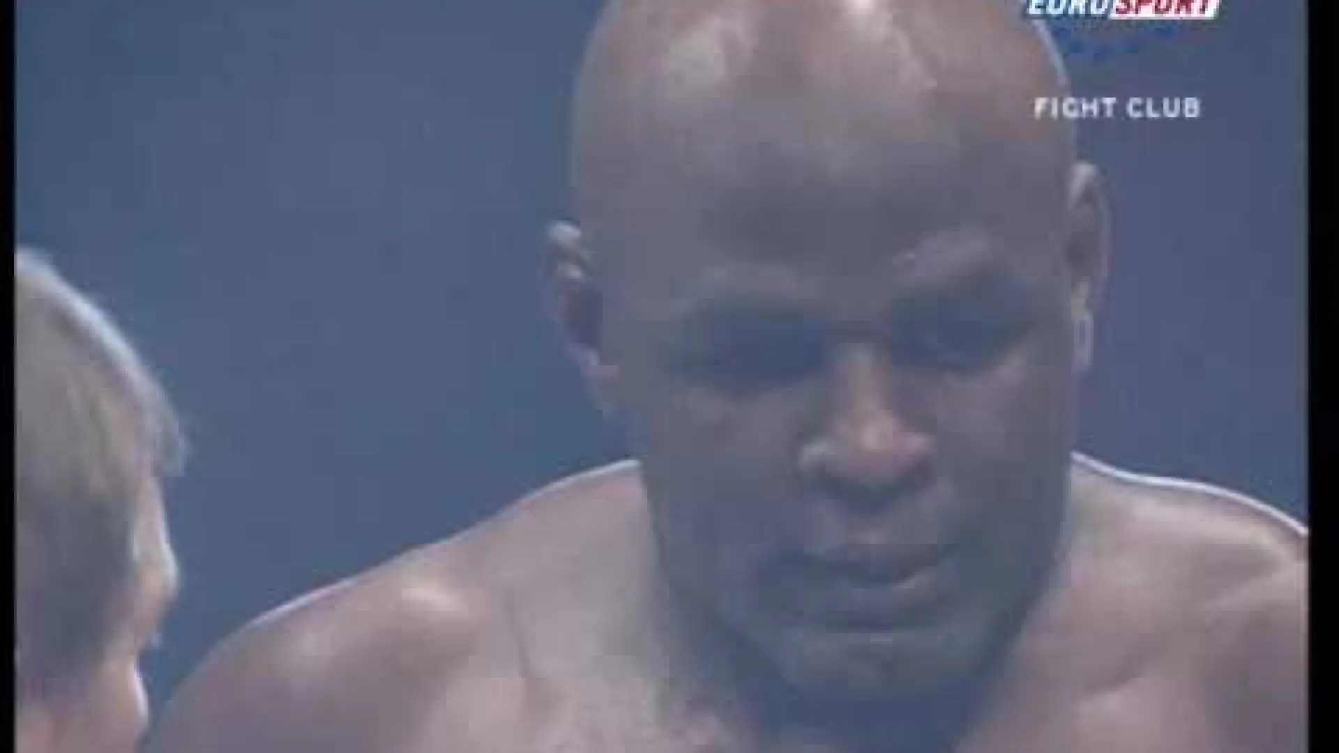 Ernesto Hoost vs Montanha Silva (Fight Video)