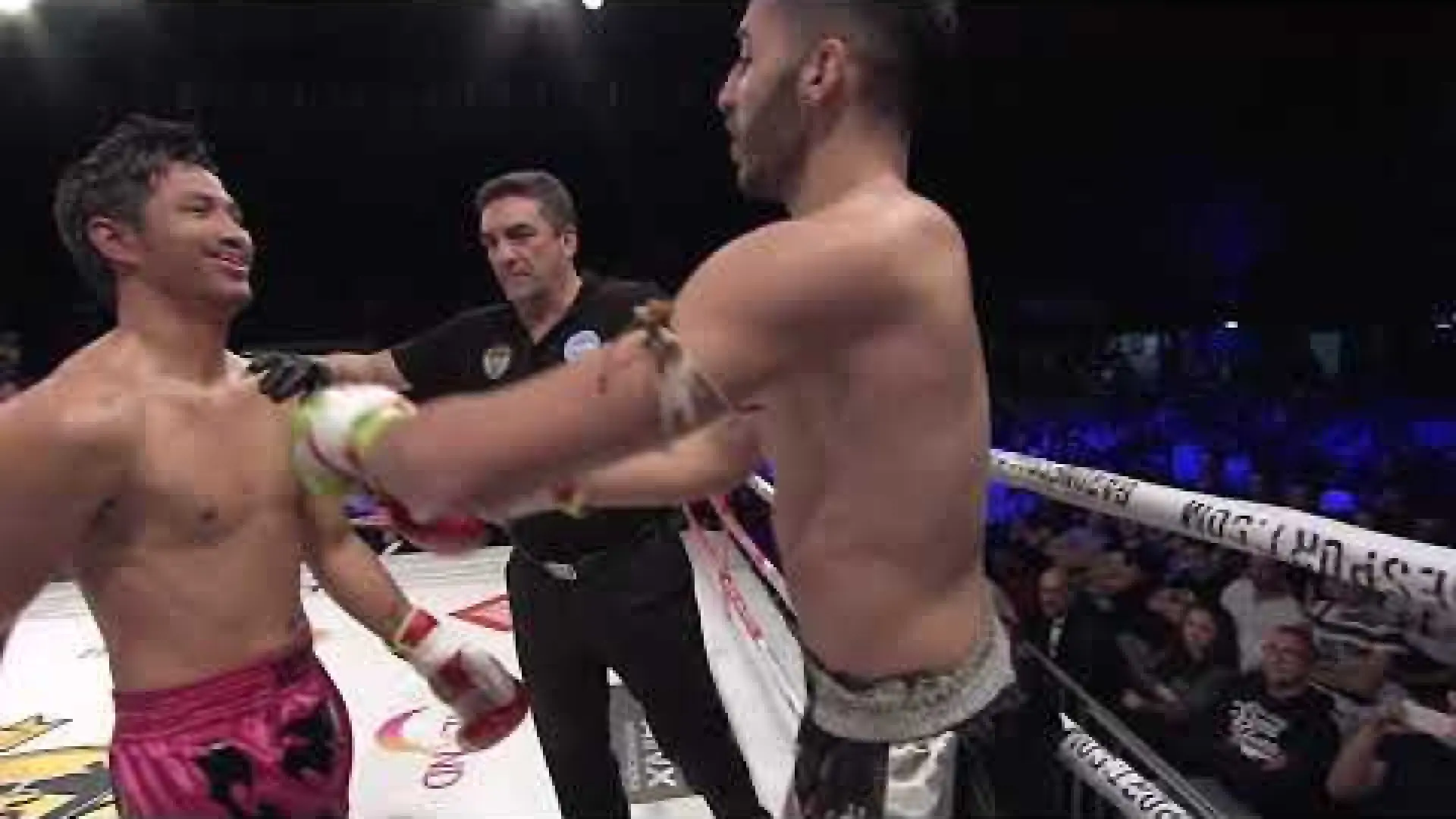Sudsakorn Sor Klinmee vs Anouar Khamlali (Fight Video)