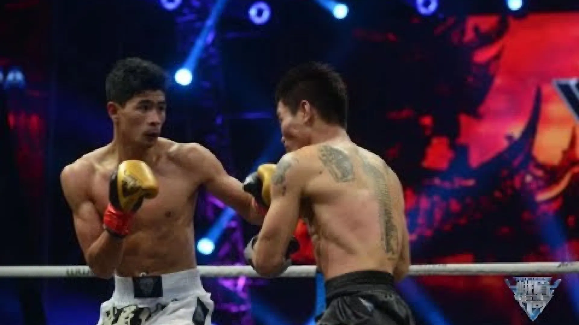 Singmanee Kaewsamrit vs Manas Thodkui (Fight Video)