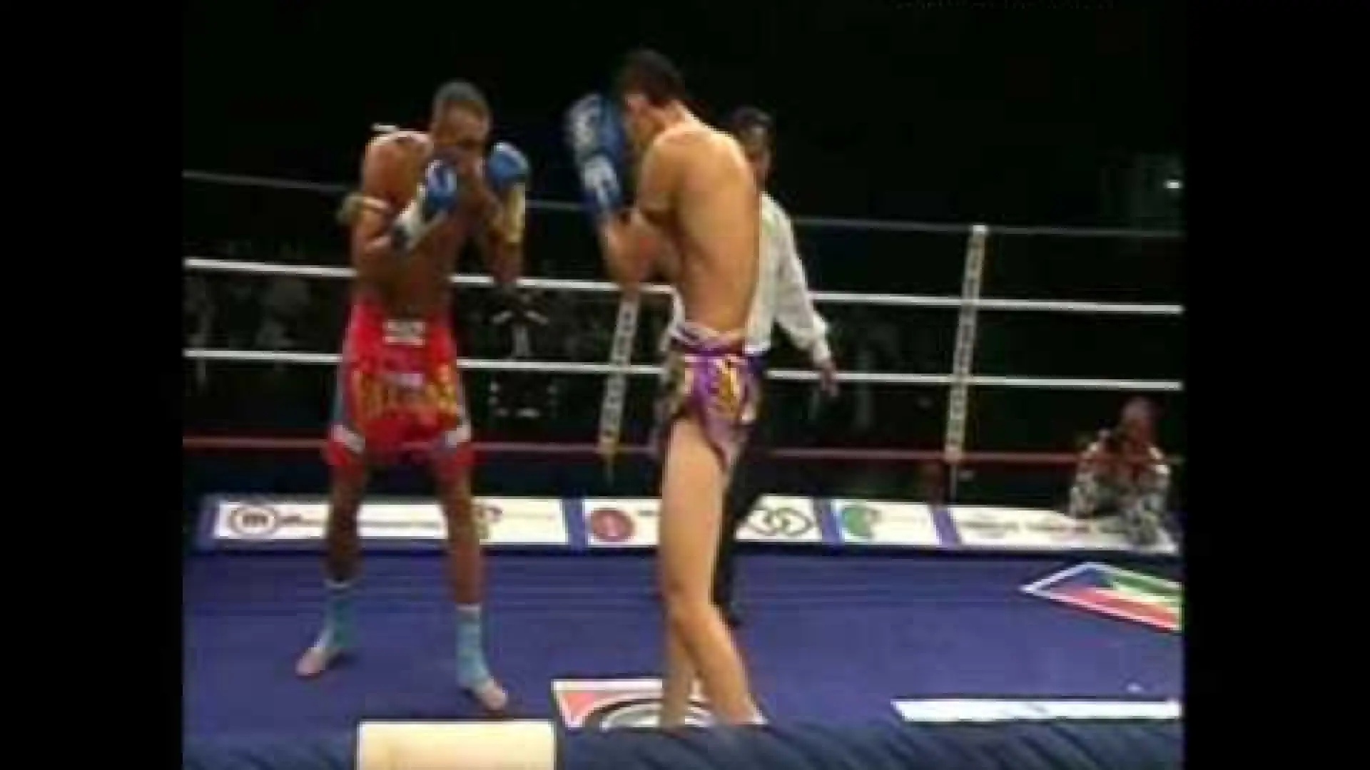 Lamsongkram Chuwatthana vs Farid Villaume (Fight Video)