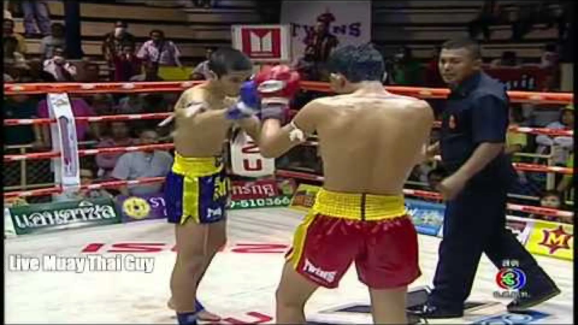 Thaksinlek Kiatniwat vs Denchiangkwan Lamtongkampat (Fight Video)