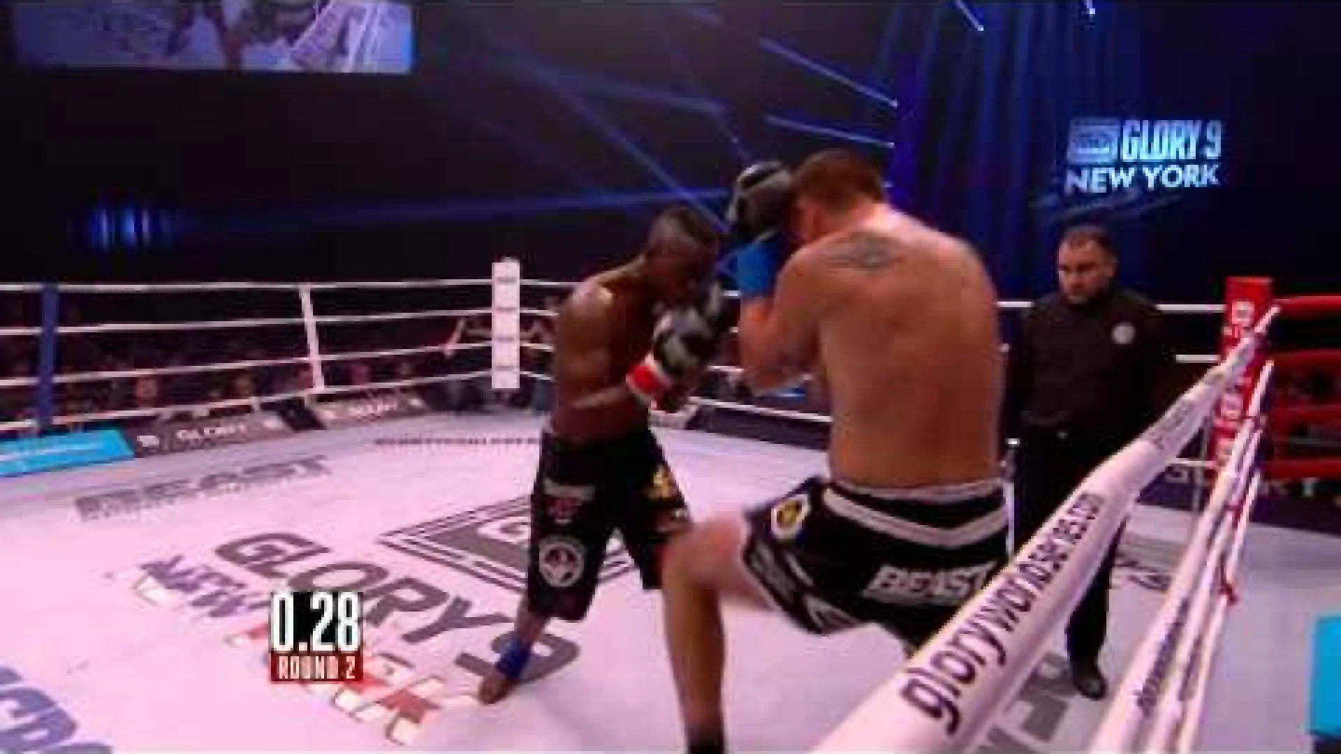 Dustin Jacoby vs Danyo Ilunga (Fight Video)
