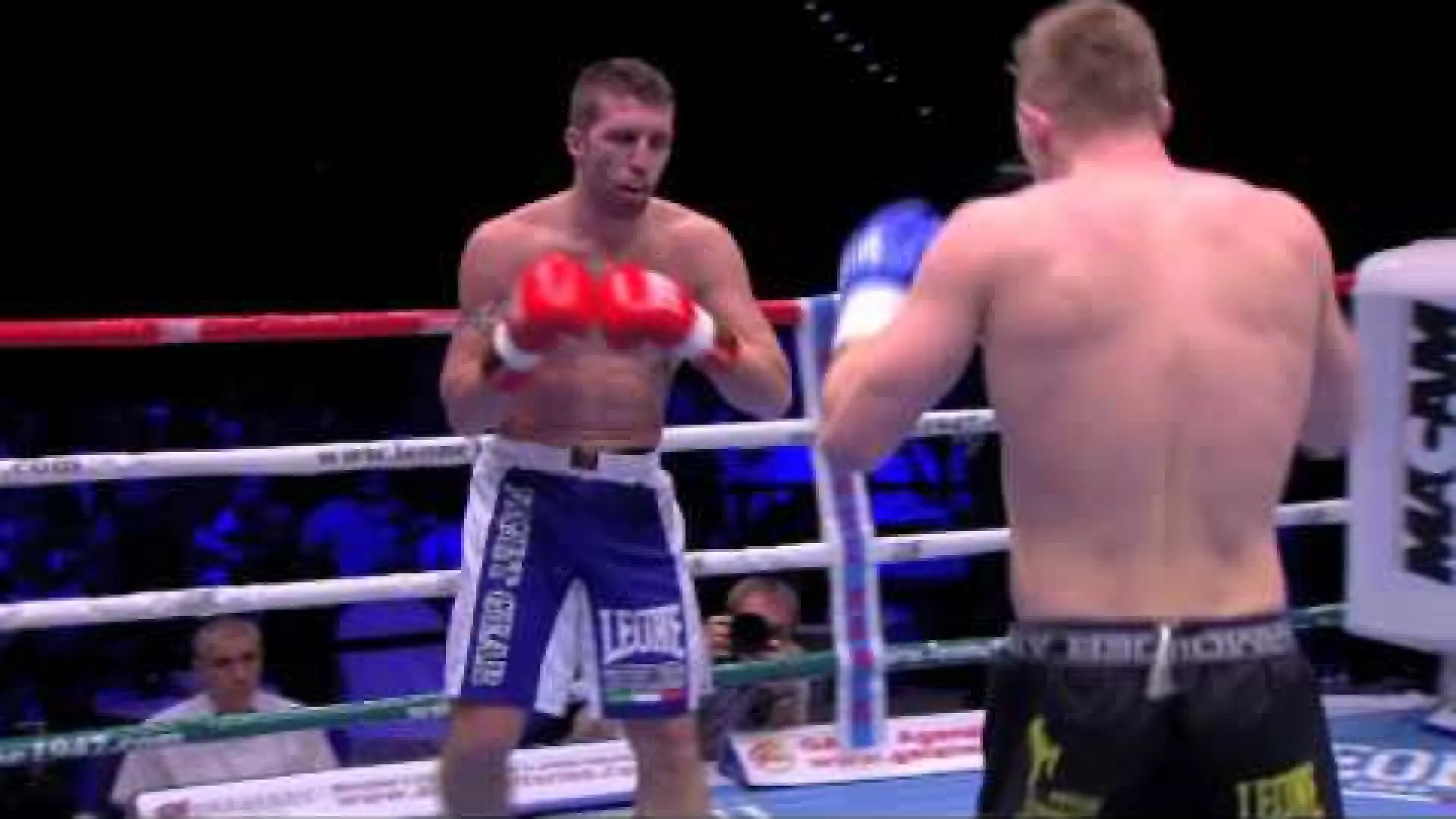 Artur Kyshenko vs Roberto Cocco (Fight Video)