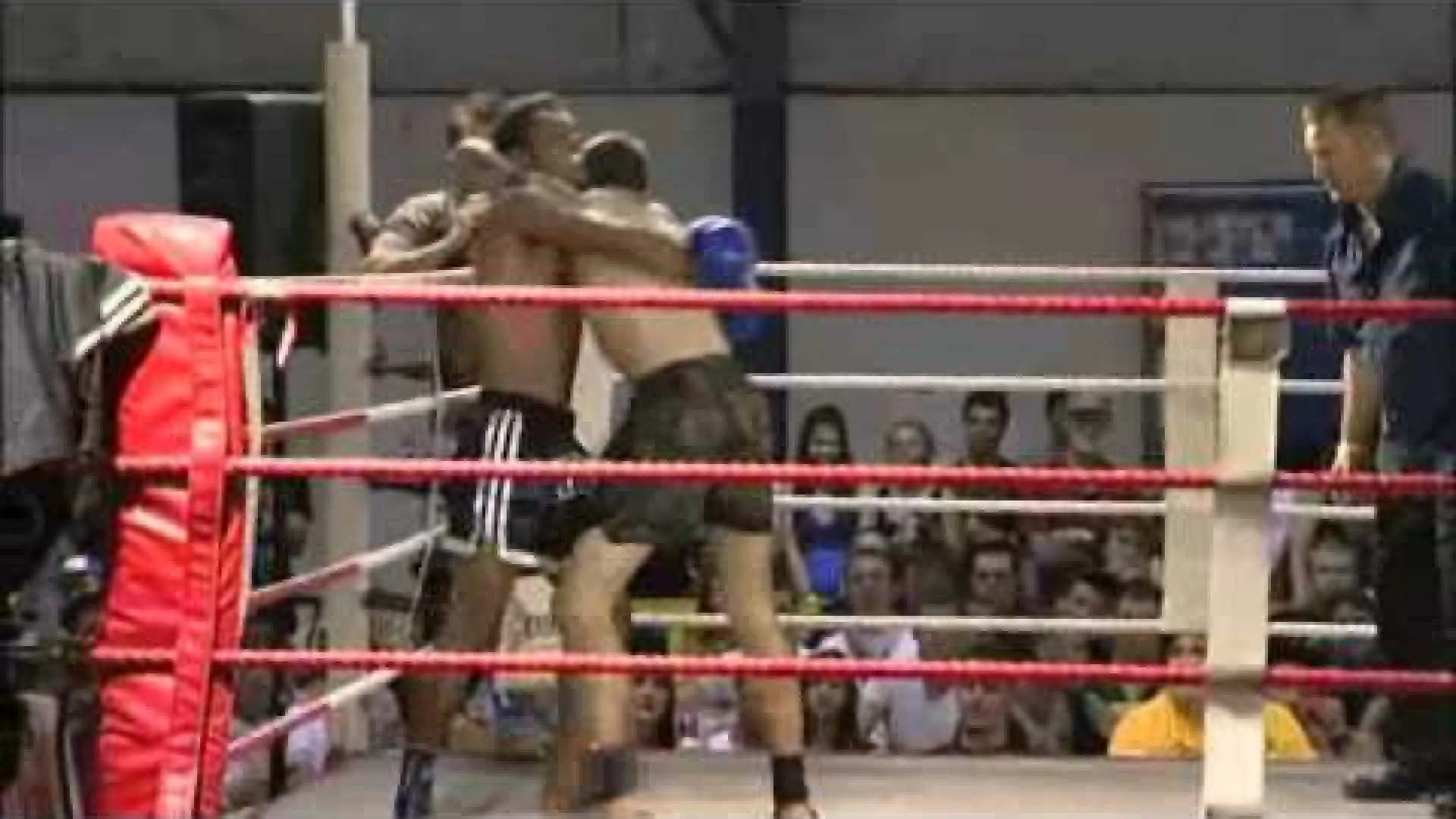 Toby Smith vs Jo Nattawut (Fight Video)