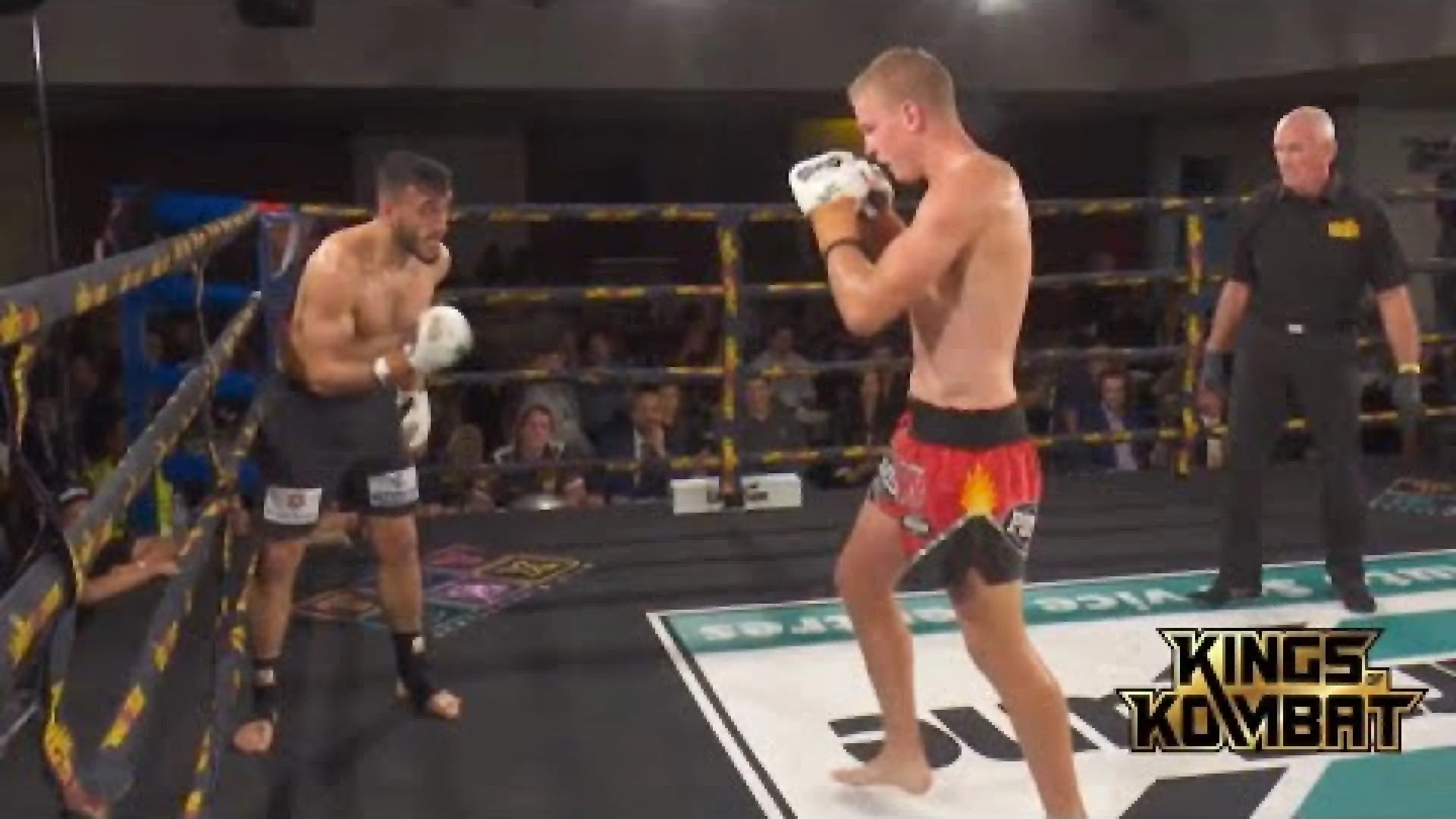 Charlie Bubb vs Vedat Hoduk (Fight Video)