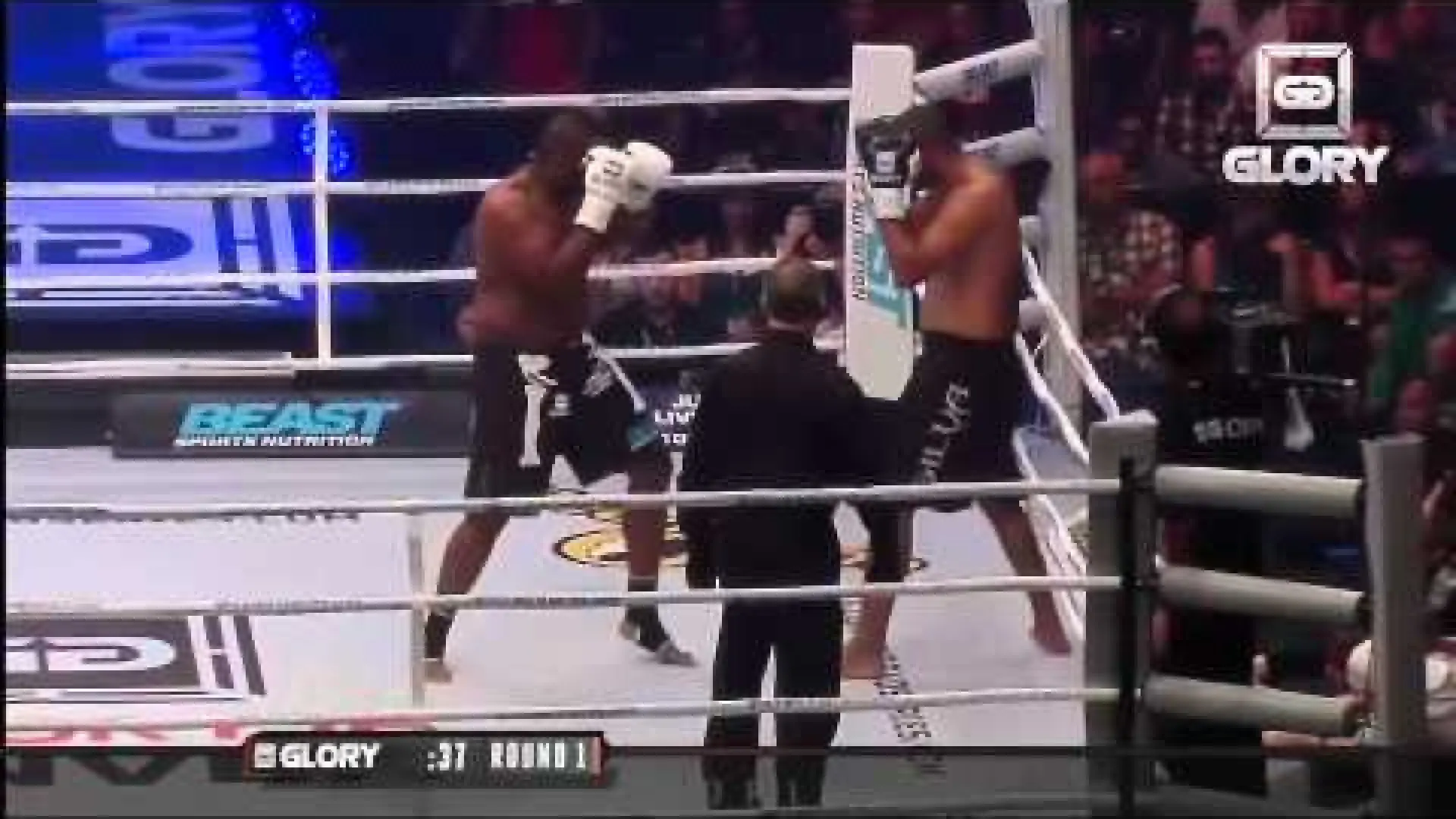 Anderson Silva vs Errol Zimmerman (Fight Video)