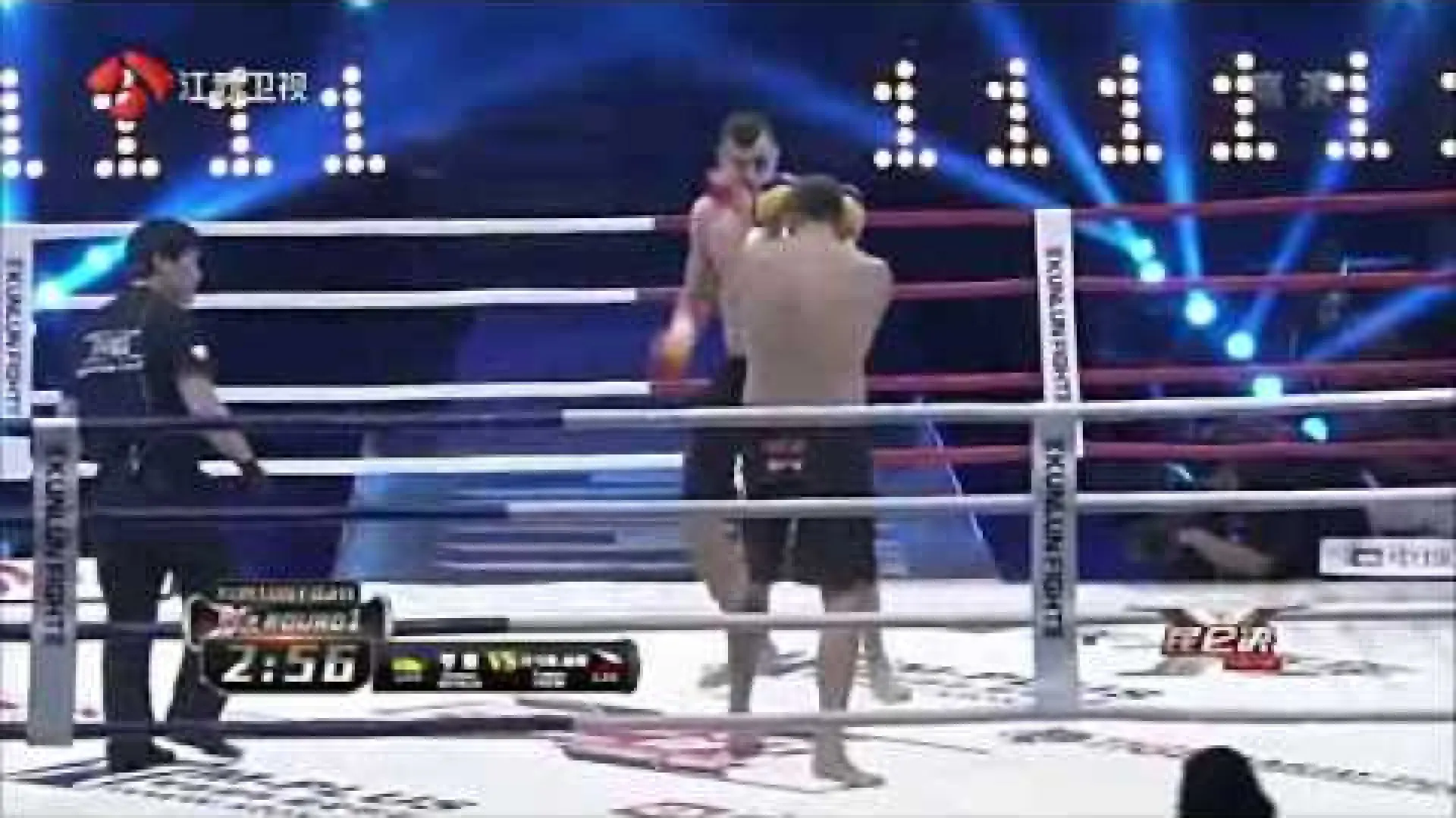 Roman Kryklia vs Tomáš Hron (Fight Video)