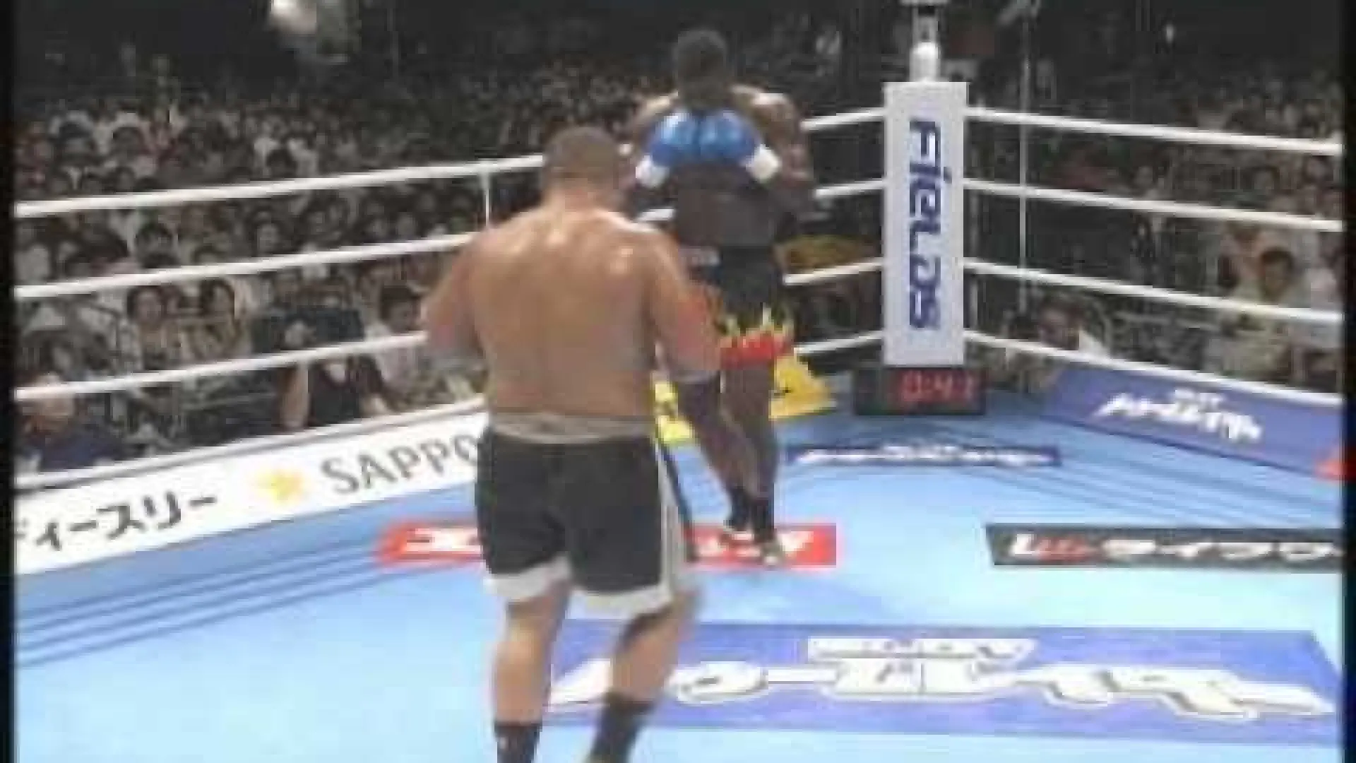 Remy Bonjasky vs Mighty Mo (Fight Video)