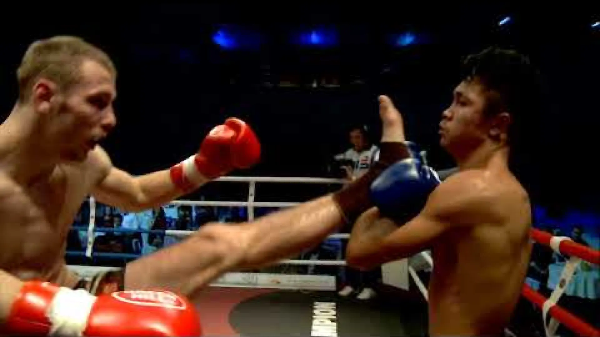 Dmitry Varats vs Thongchai Kiatprapat (Fight Video)