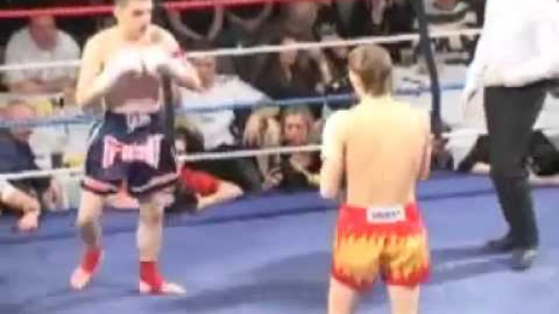 Dmitry Varats vs Damien Trainor (Fight Video)