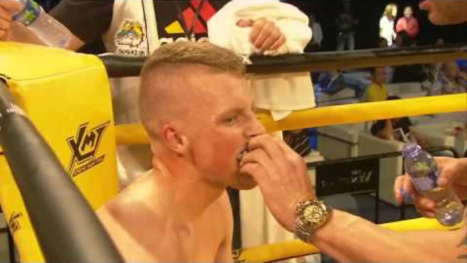 Dmitry Varats vs Nathan Robson (Fight Video)