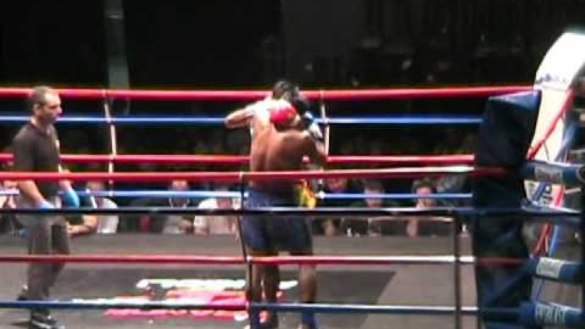Sak Kaoponlek vs Nopparat Keatkhamtorn (Fight Video)