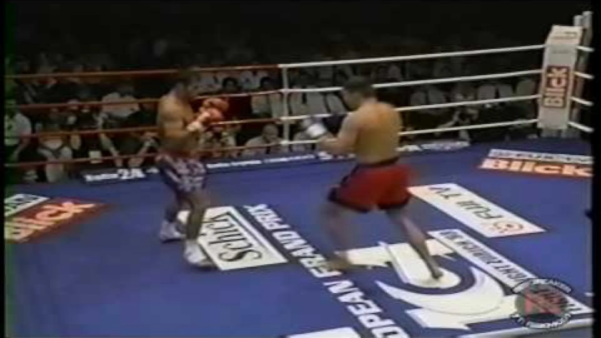 Peter Aerts vs Andy Hug (Fight Video)