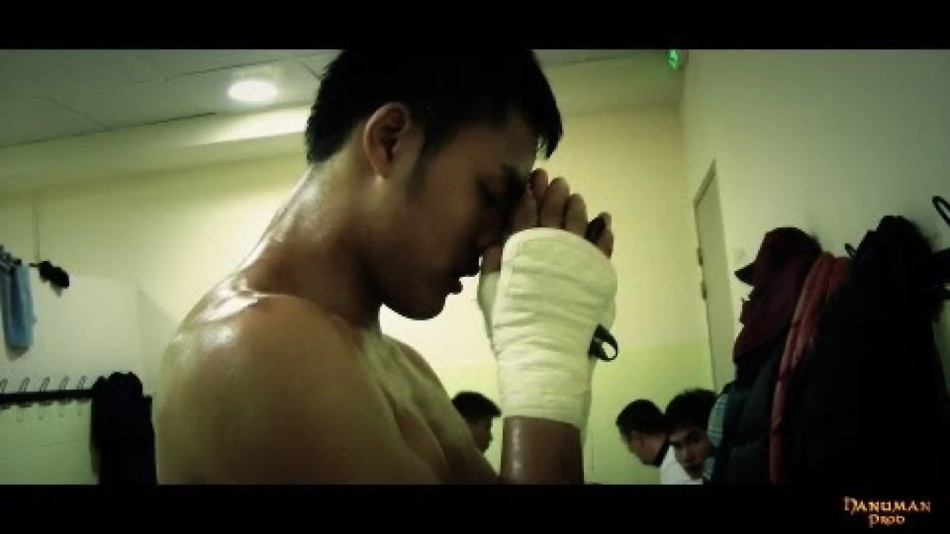 Tengnueng Sitjaesairoong vs Lahoucine Idouche (Fight Video)