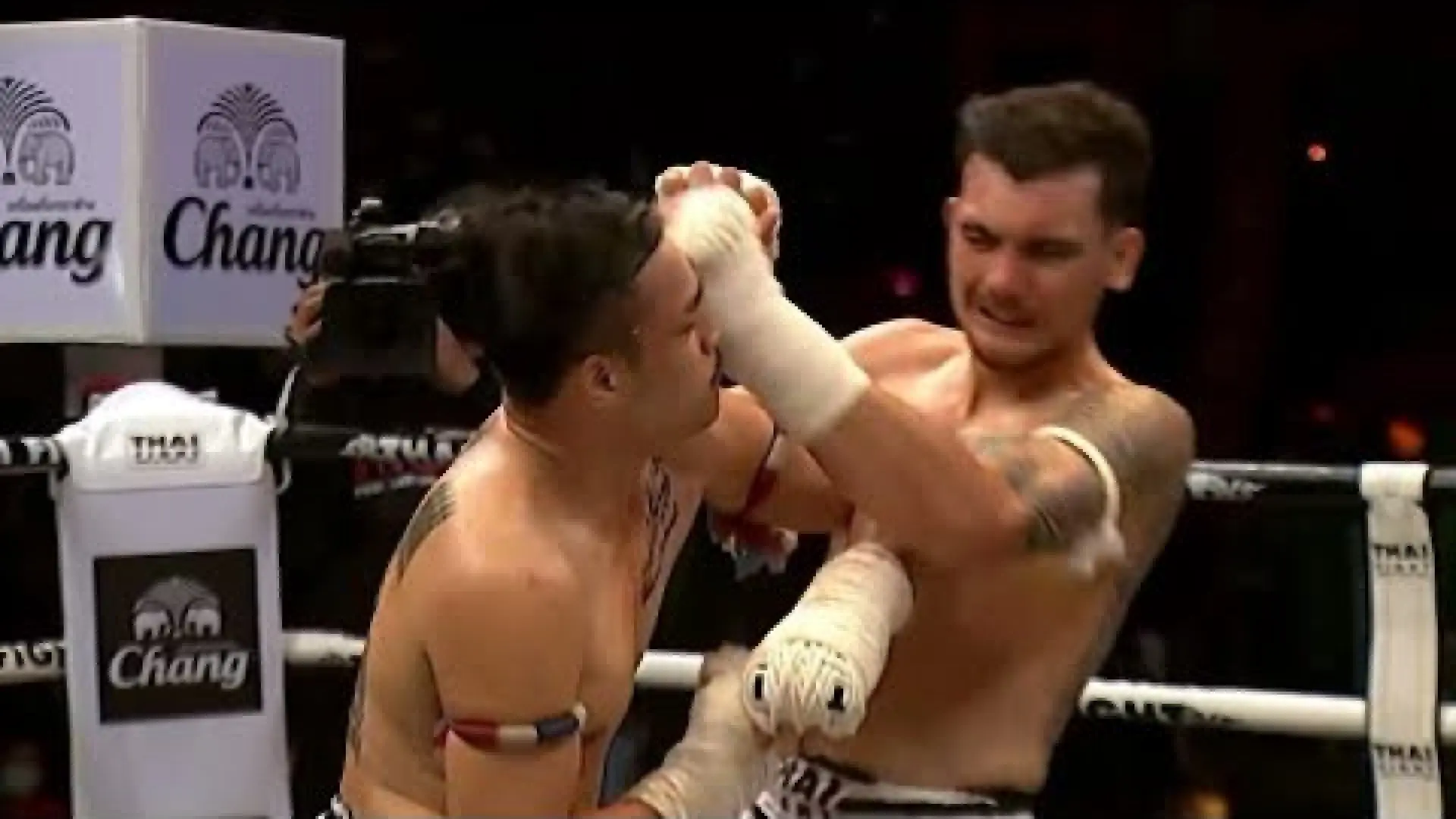 Tengnueng Sitjaesairoong vs Thomas Carpenter (Fight Video)