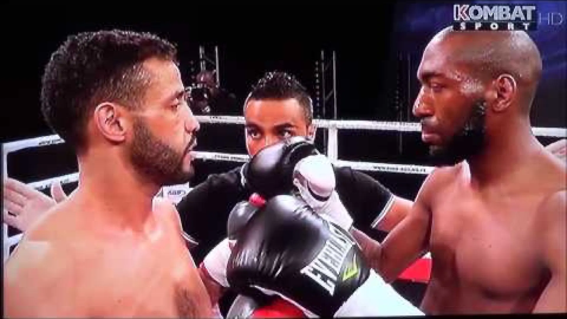 Charles François vs Rachid Boumalek (Fight Video)