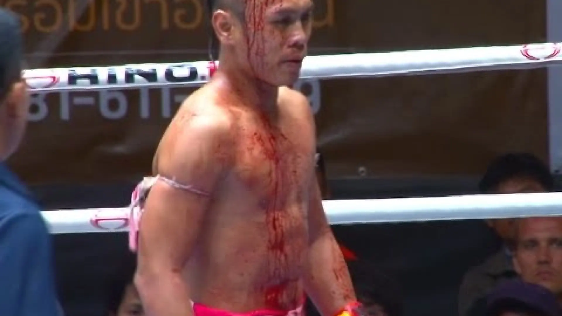Wanchalong PK Saenchai vs Kaokarat Jitmuangnon (Fight Video)