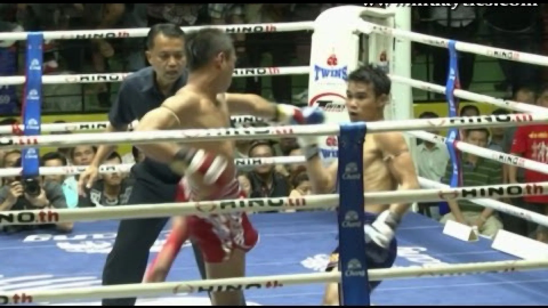 Wanchalong PK Saenchai vs Chaisiri Sakniranrat (Fight Video)