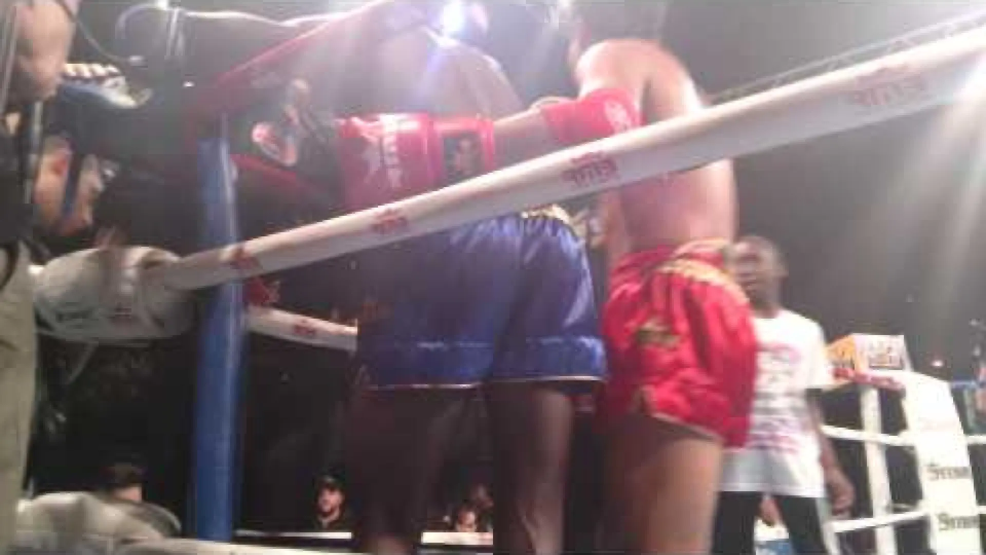 Armin Pumpanmuang vs Sekou Dembele (Fight Video)