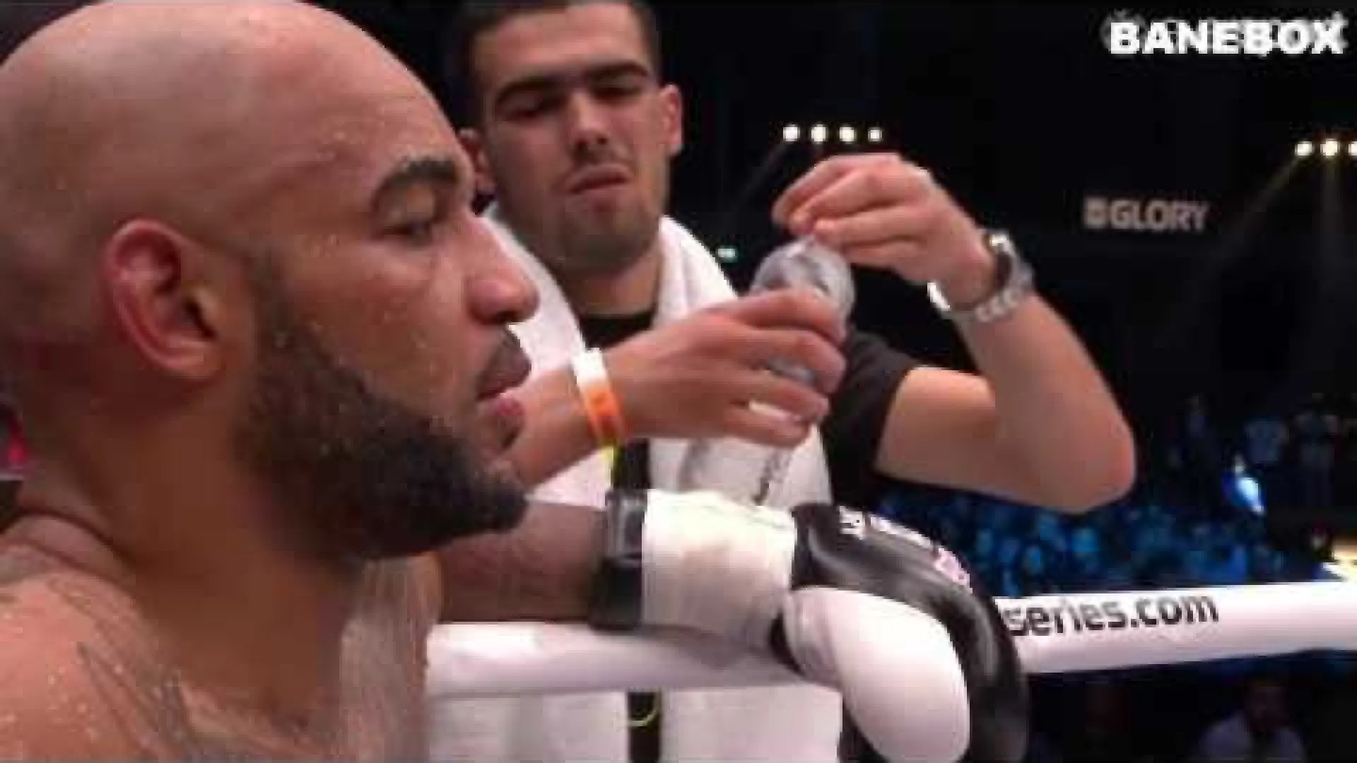 Murthel Groenhart vs Yoann Kongolo (Fight Video)