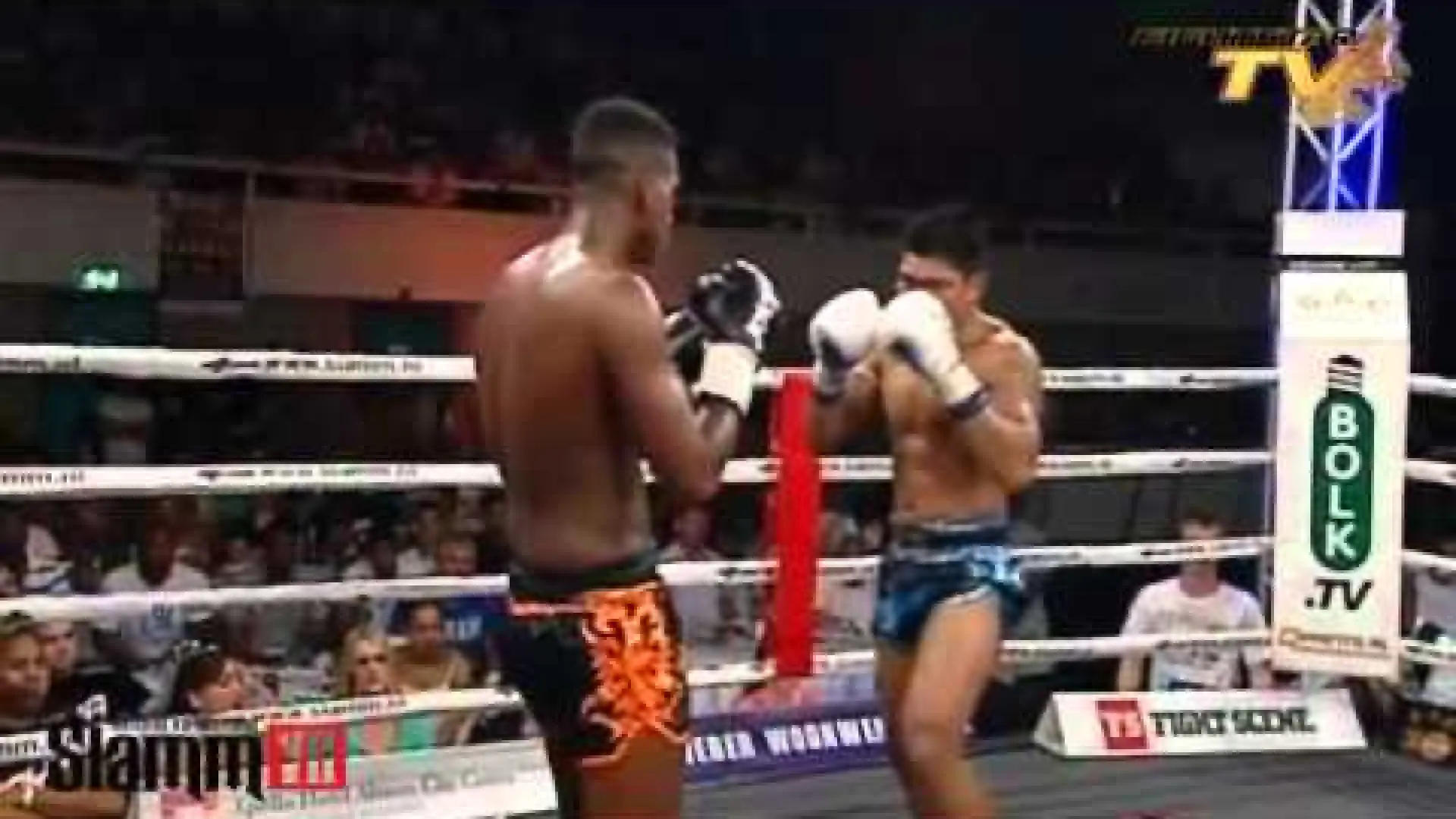 Nonsai Sor Sanyakorn vs Miles Simson (Fight Video)