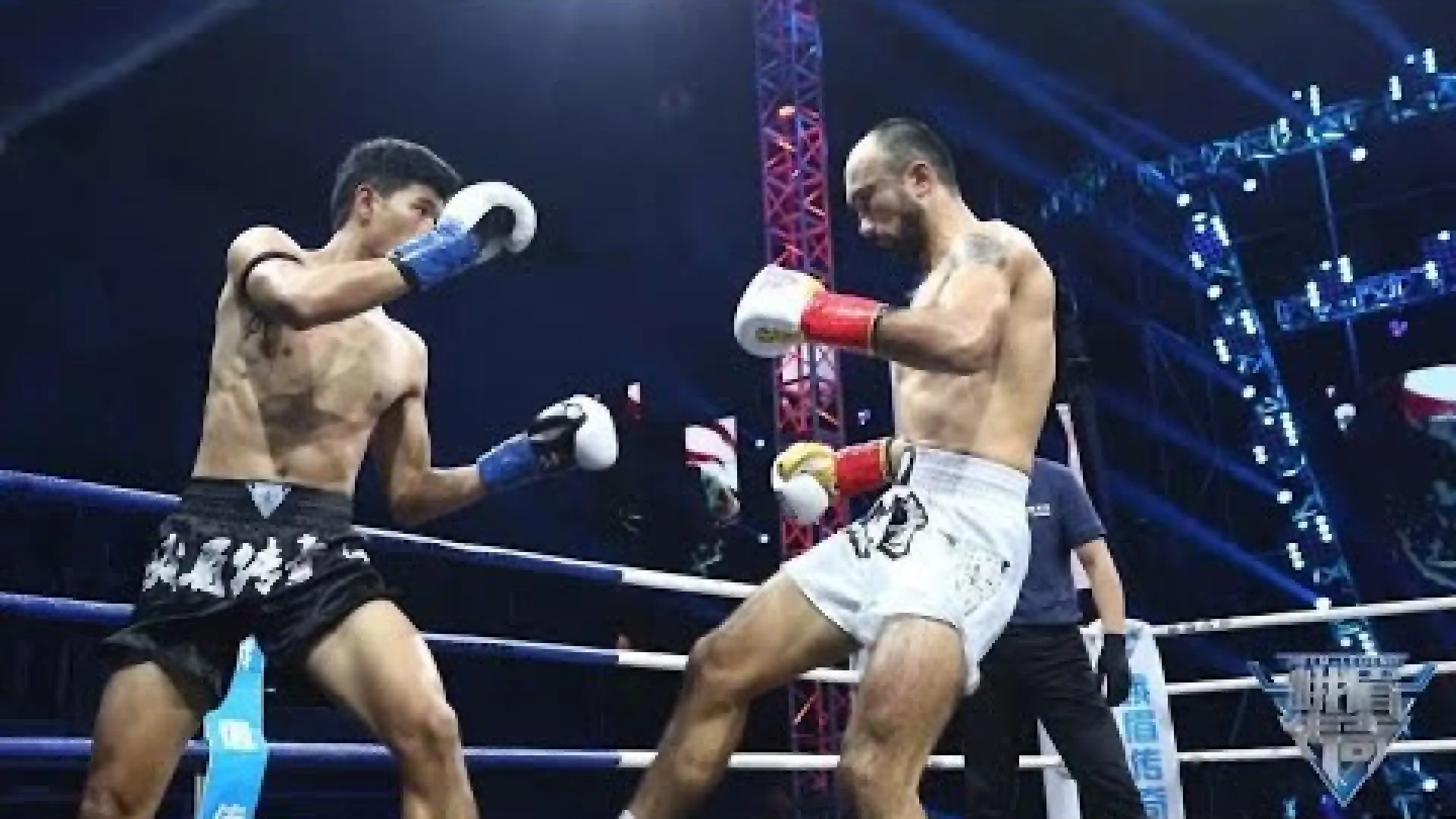 Anvar Boynazarov vs Thodkhui Mr.Manas (Fight Video)
