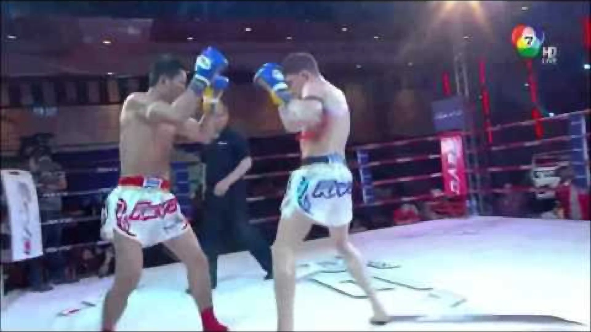 Mathias Gallo Cassarino vs Aranchai Kiatpatarapan (Fight Video)
