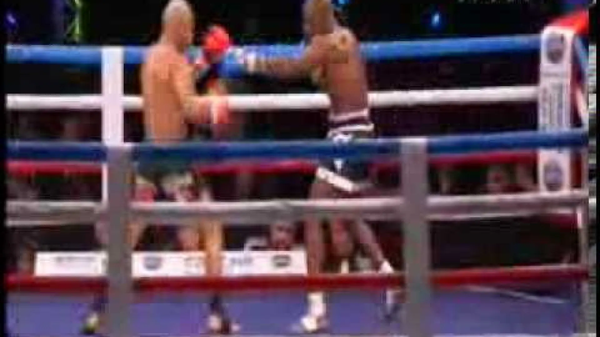 Karim Ghajji vs Nigel Thomas (Fight Video)