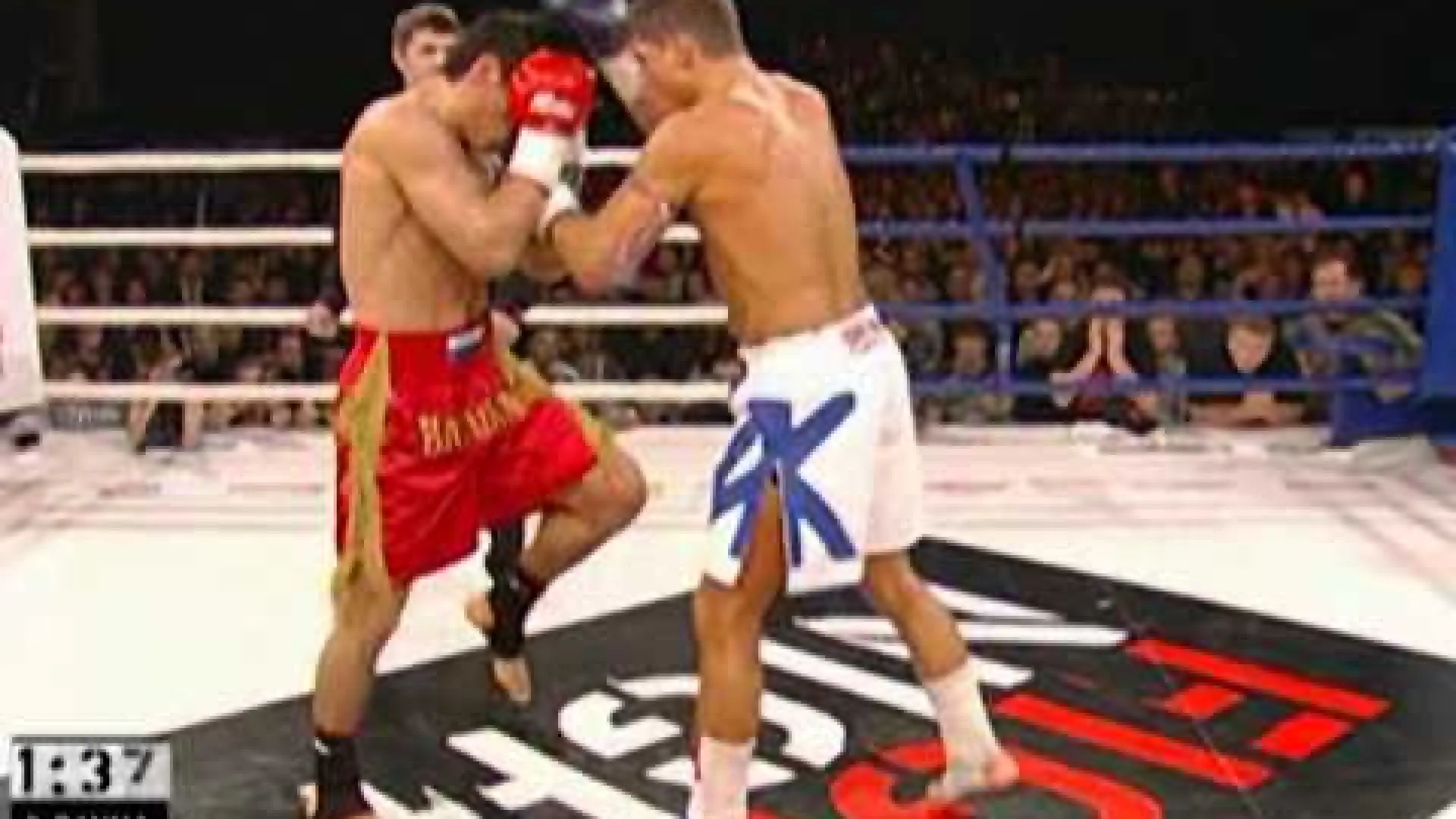 Albert Kraus vs Batu Khasikov (Fight Video)
