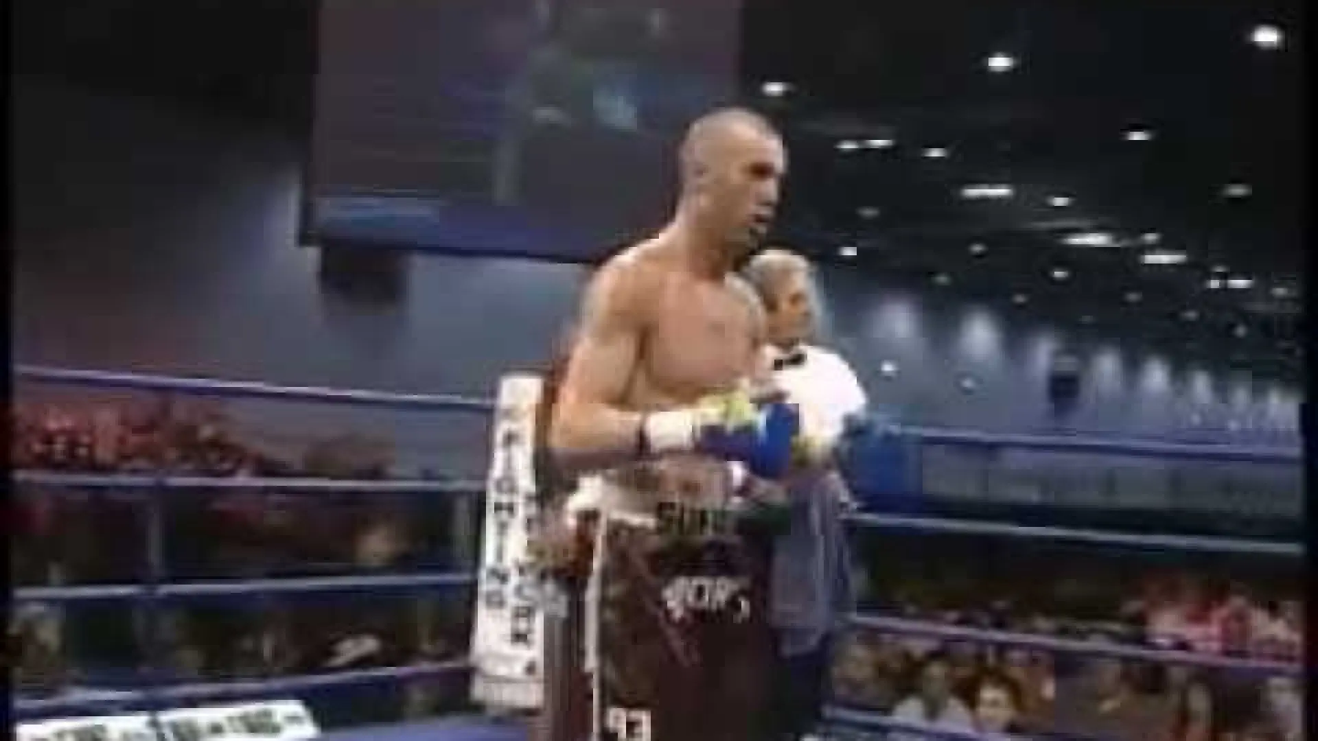 Tim Thomas vs Sofiane Allouache (Fight Video)