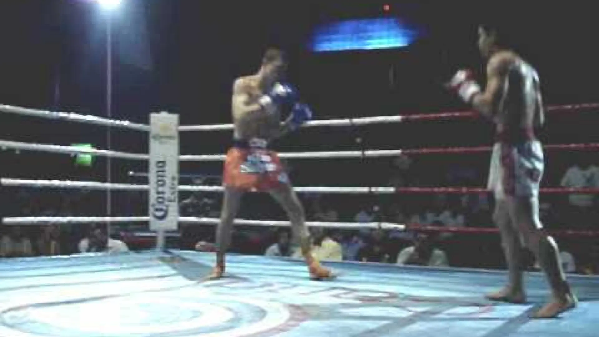 Matt Embree vs Hugo Solorio (Fight Video)