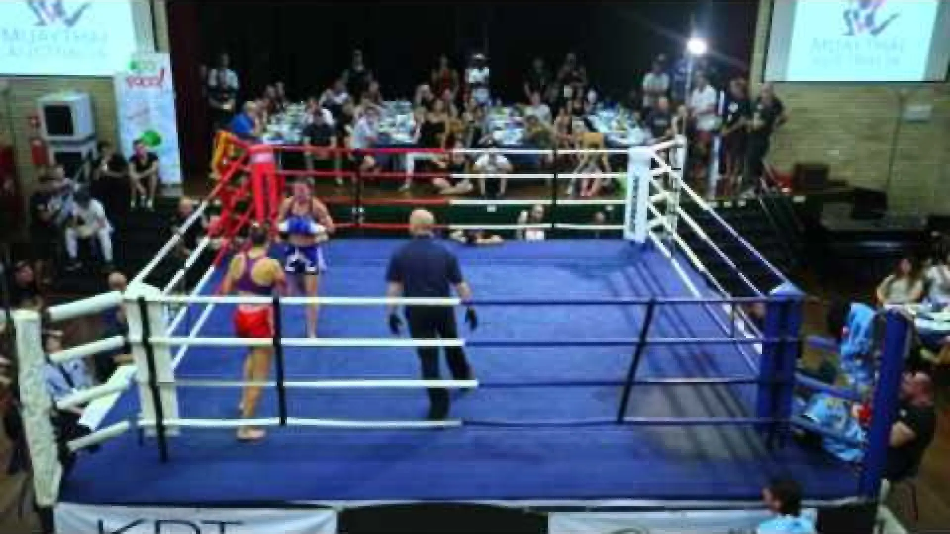 Lucy Payne vs Leonie Macks (Fight Video)