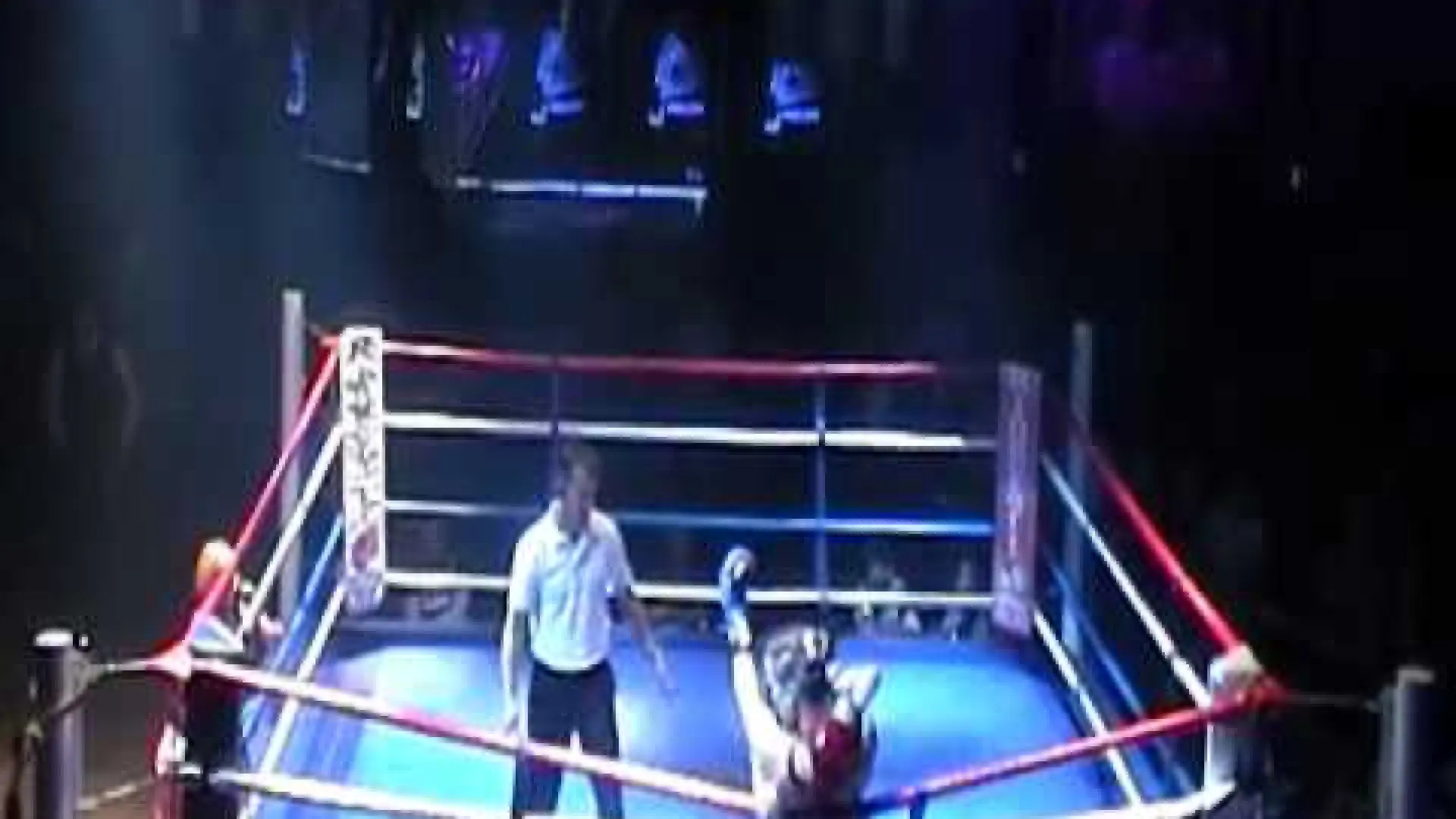 Lucy Payne vs Tanya Merret (Fight Video)
