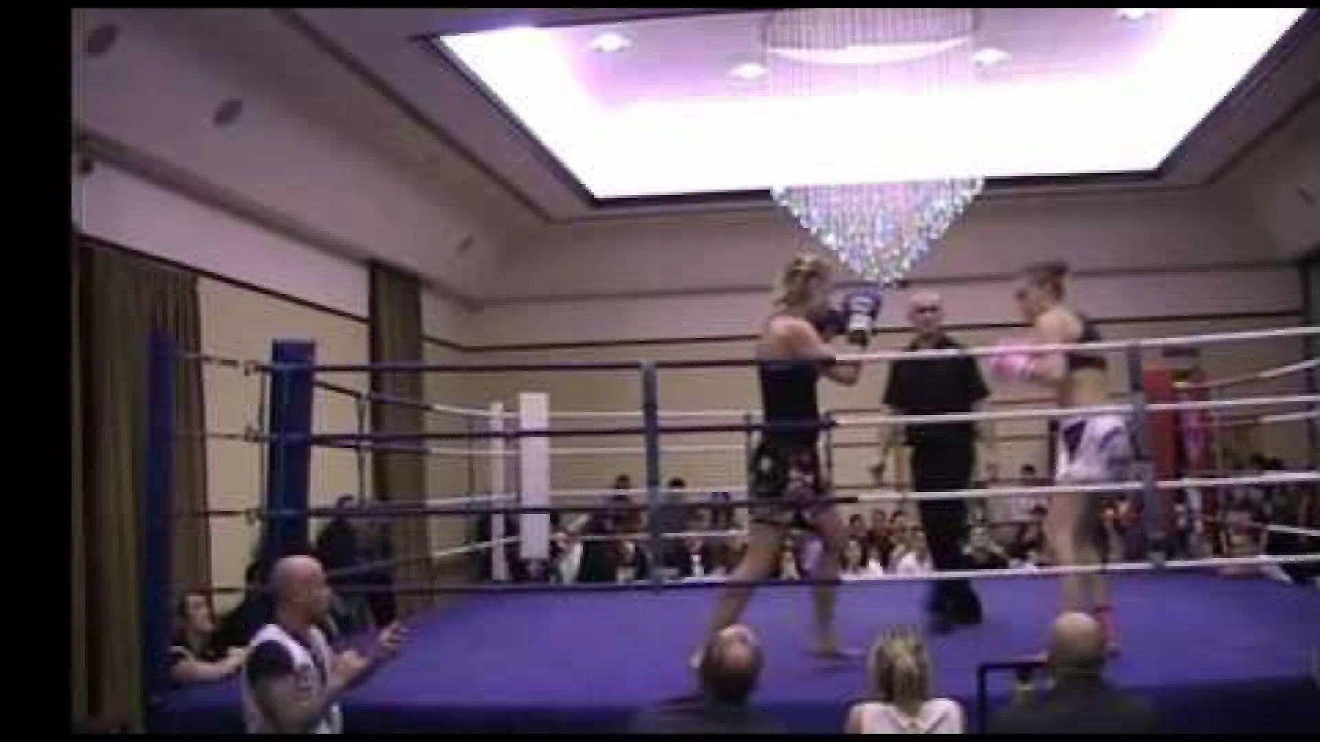 Lucy Payne vs Sarah McCarthy (Fight Video)