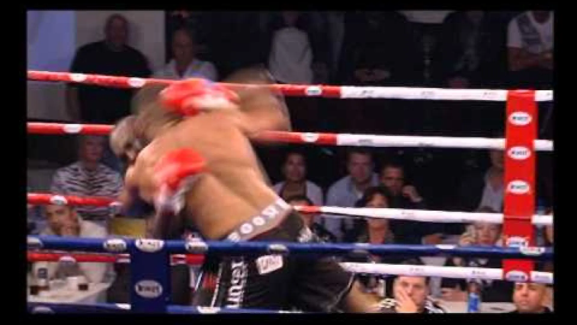 Ismael Londt vs Mourad Bouzidi (Fight Video)