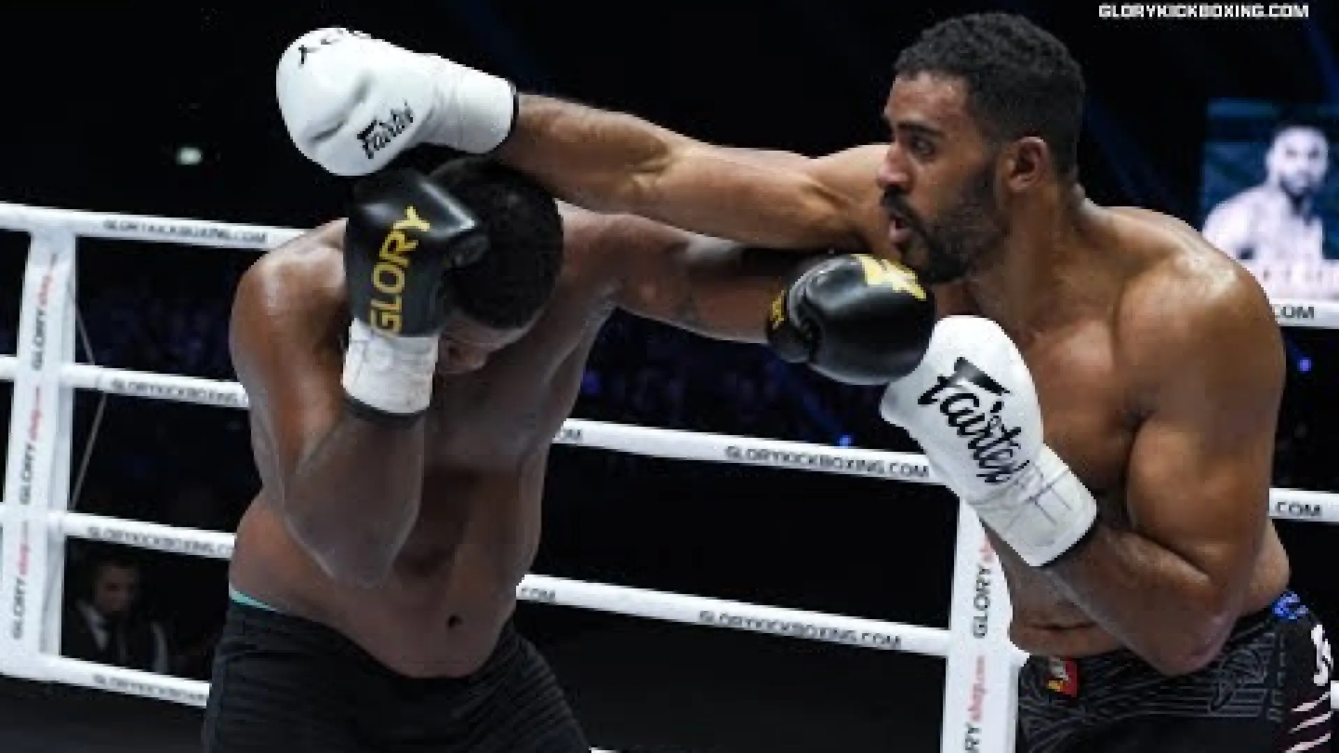 Jahfarr Wilnis vs Benjamin Adegbuyi (Fight Video)