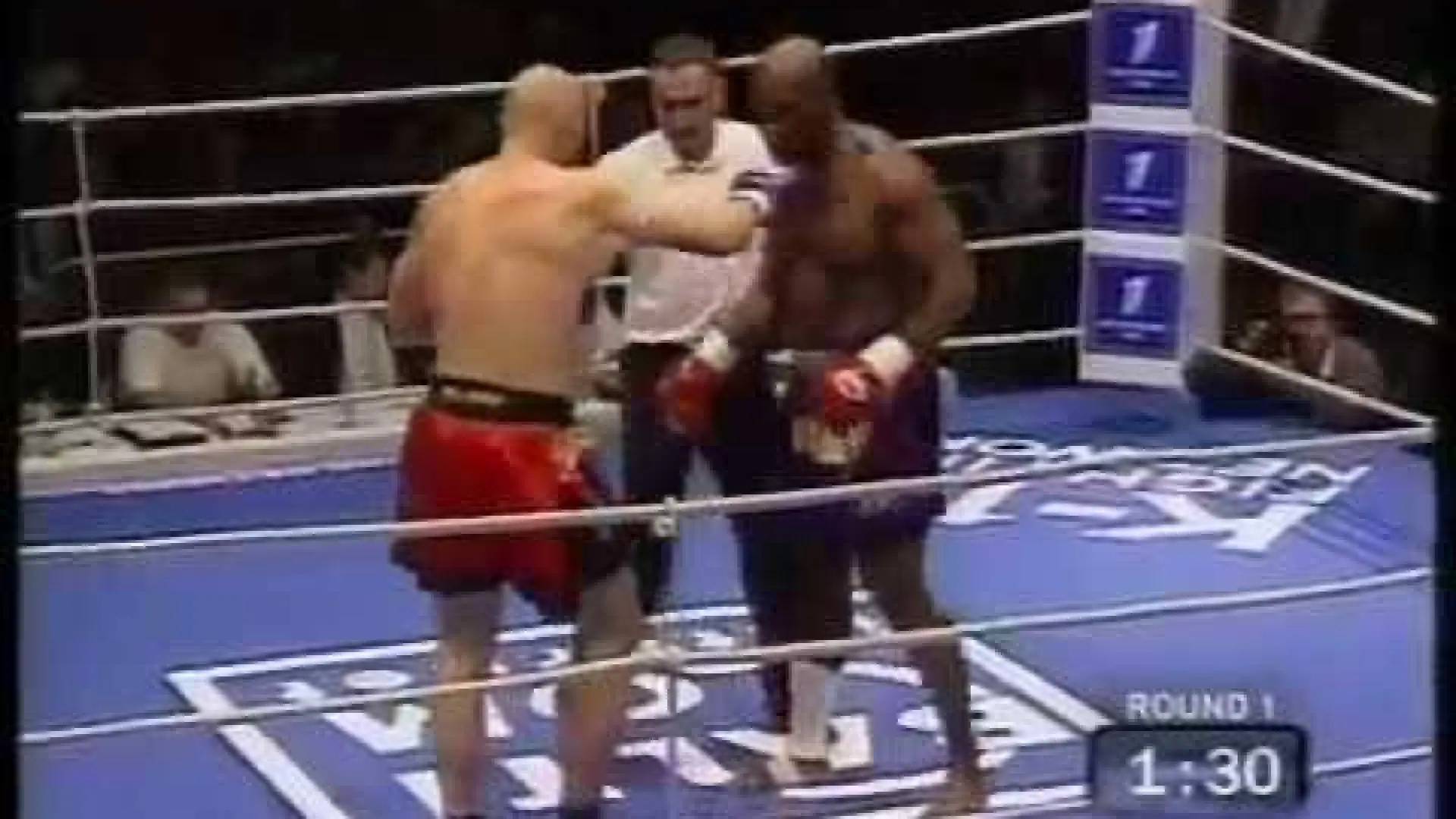 Gary Goodridge vs Konstantin Gluhov (Fight Video)