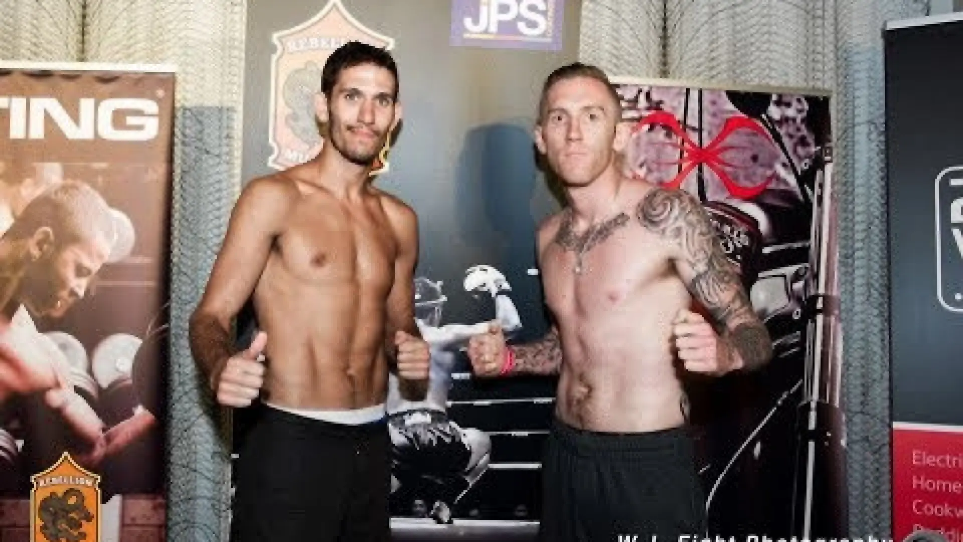 Elliot Compton vs Mike Demetriou (Fight Video)